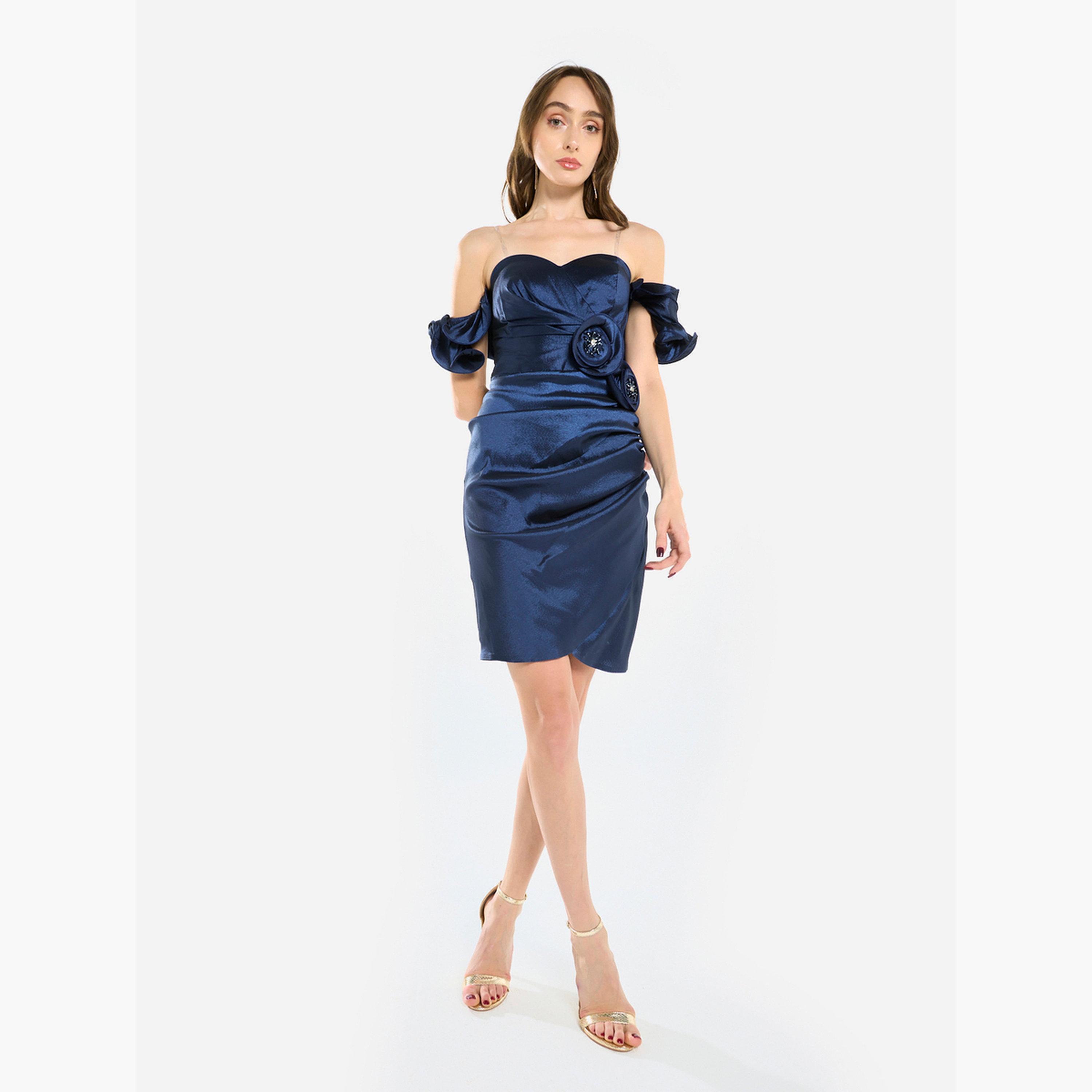 فستان قصير ساتان بتفاصيل وردة-women-clothing-dresses-image-3