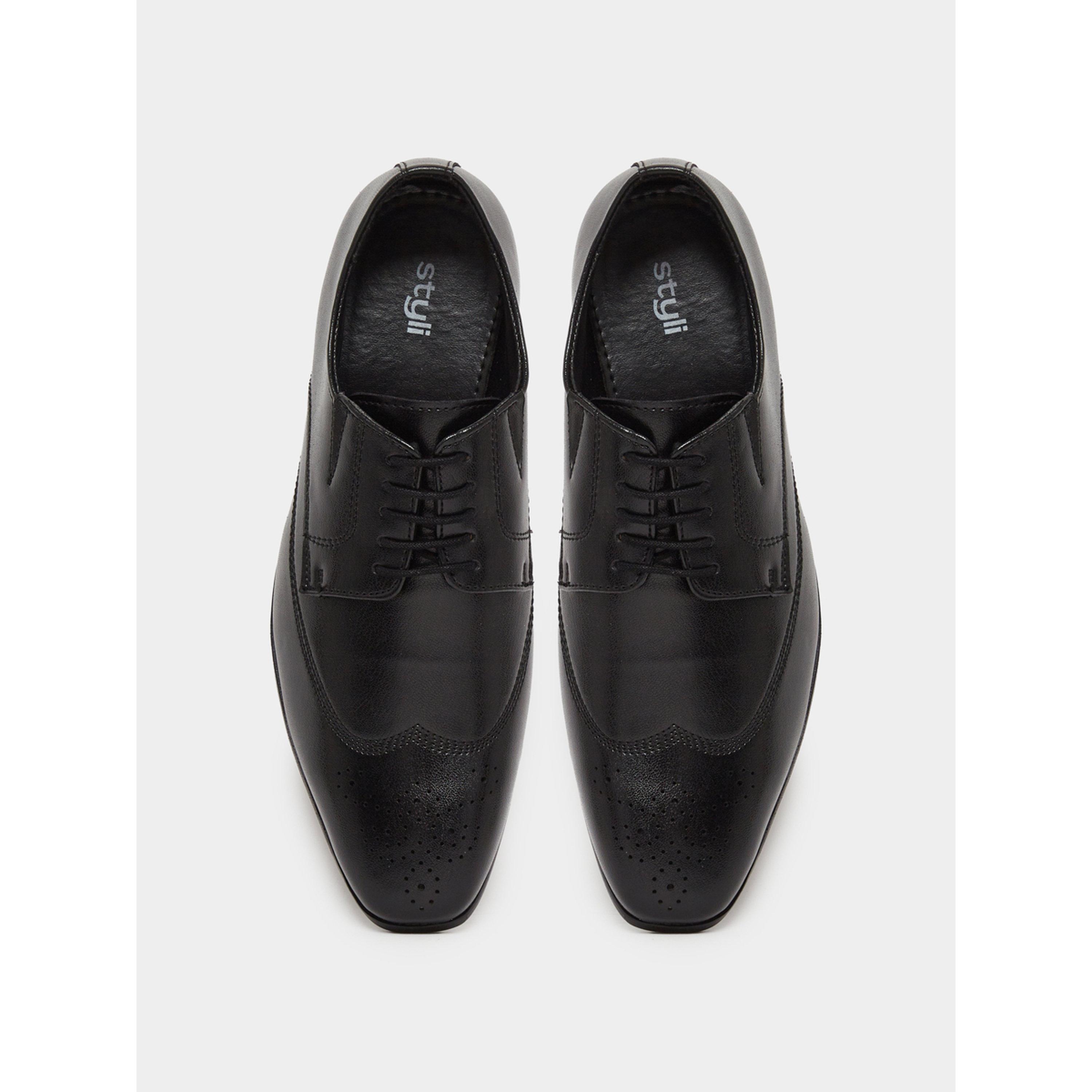 Styli Black Classic Brogue Lace-Up Shoes-men-shoes-formalshoes-image-3