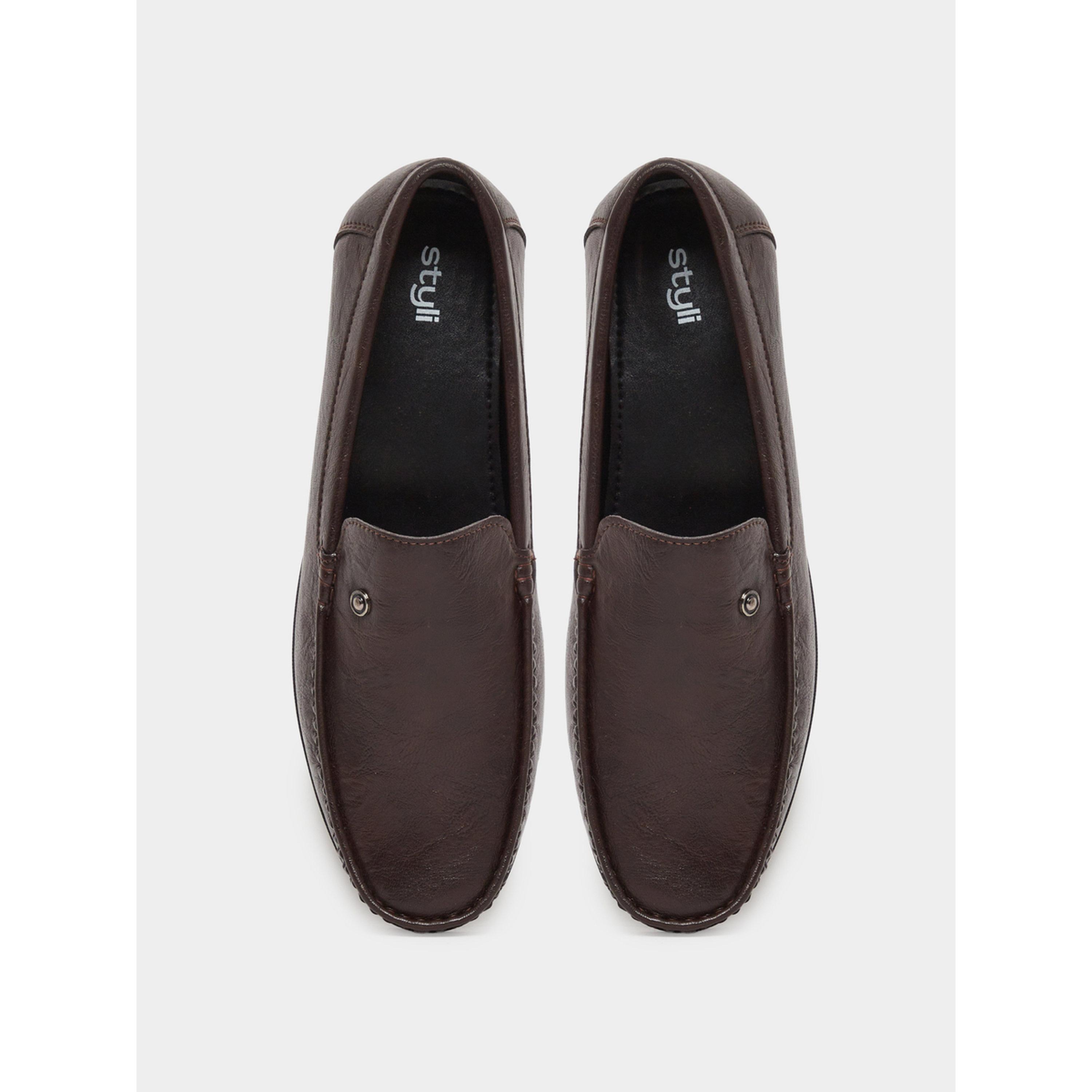 Styli Brown Textured Slip-On Loafers-men-shoes-loafersandmoccasins-image-3