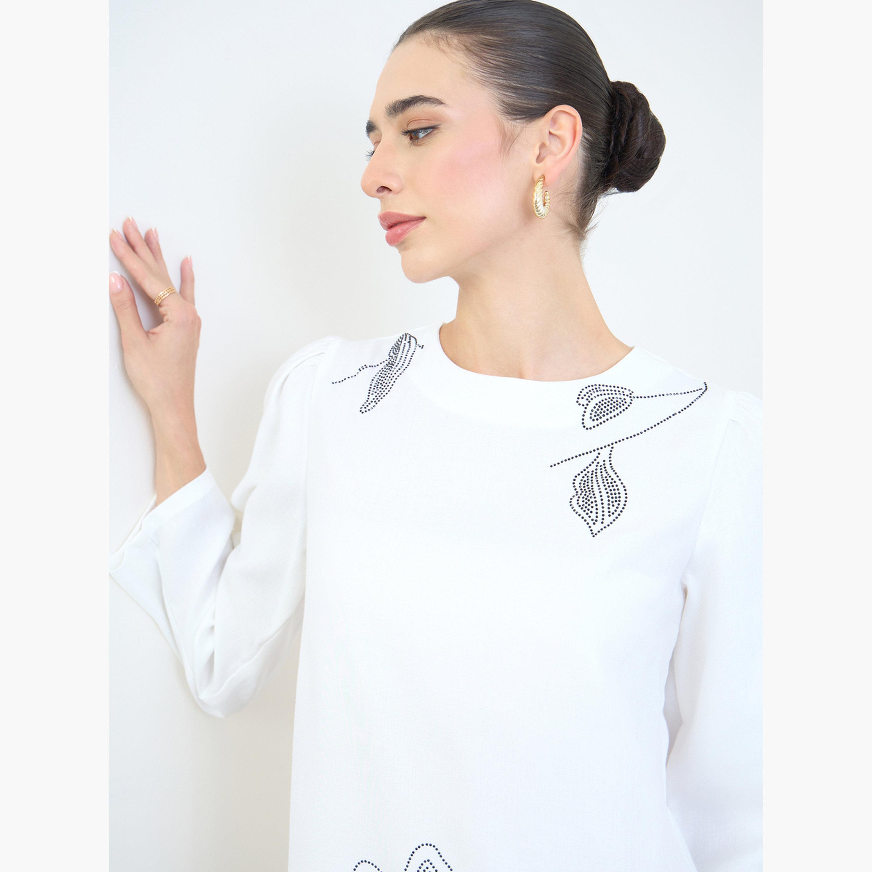 Amirah X Styli Off White Jalabiya with Floral Embellishments-women-arabicclothing-jalabiyas-image-4