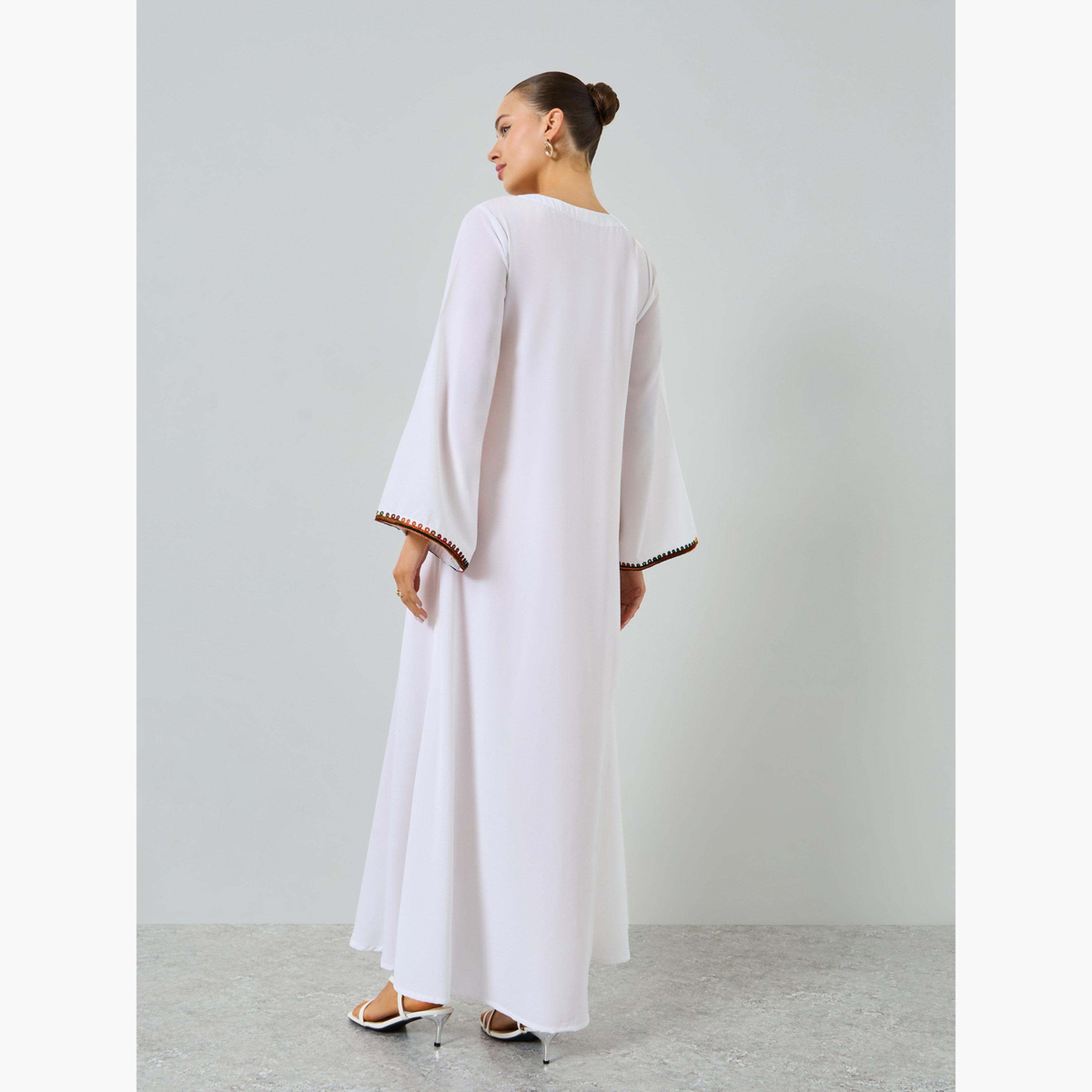 ماكسيم كرييشن - جلابية مطرزة تصميم A لون أبيض-women-arabicclothing-jalabiyas-image-5