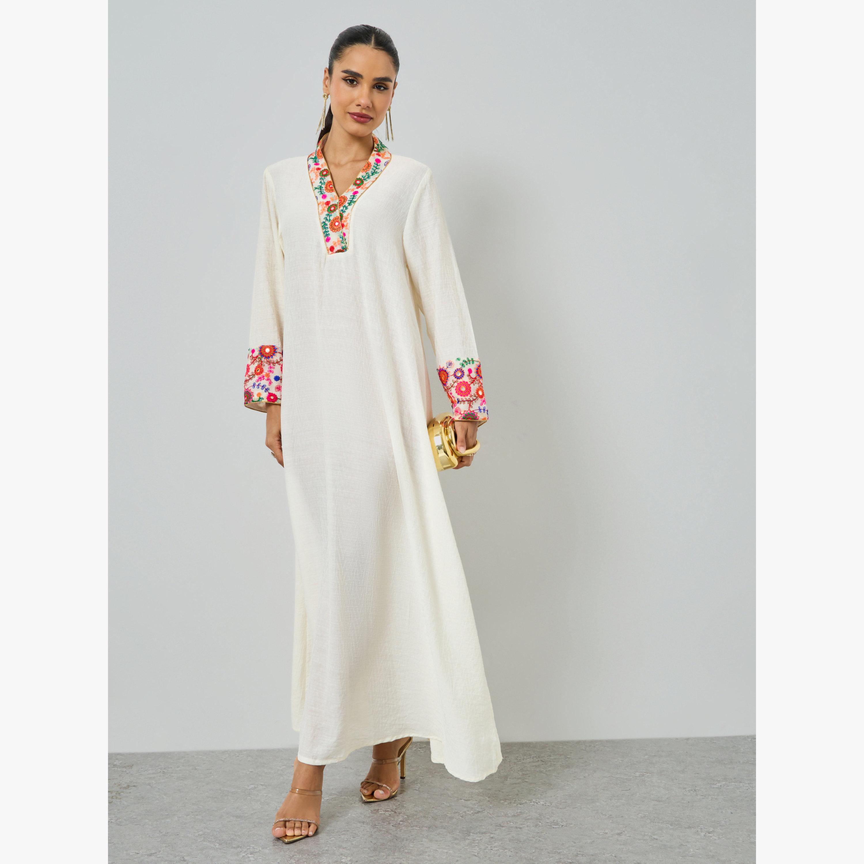 جلابية طويلة بتفاصيل مُطرّزة-women-arabicclothing-jalabiyas-image-2