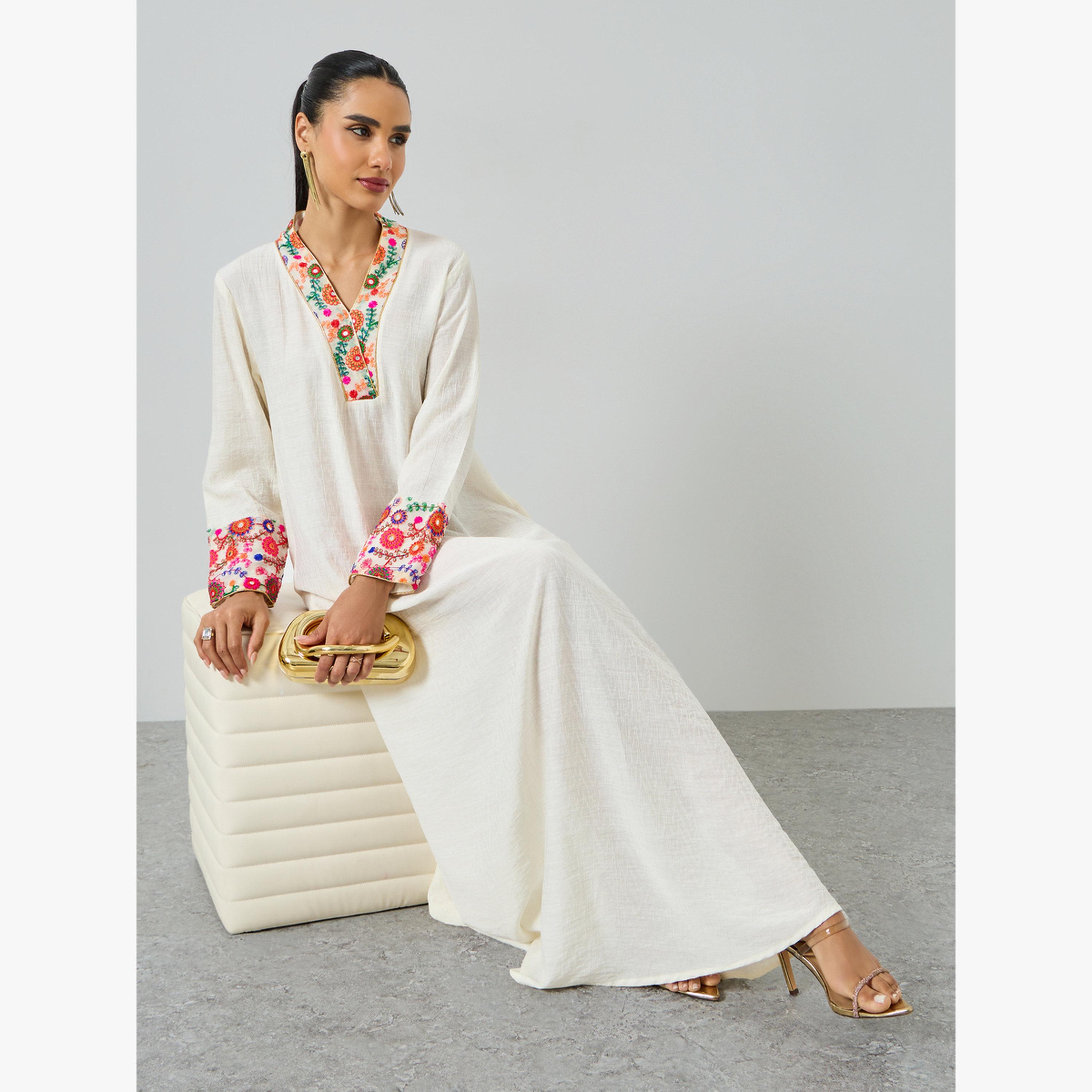 جلابية طويلة بتفاصيل مُطرّزة-women-arabicclothing-jalabiyas-image-4