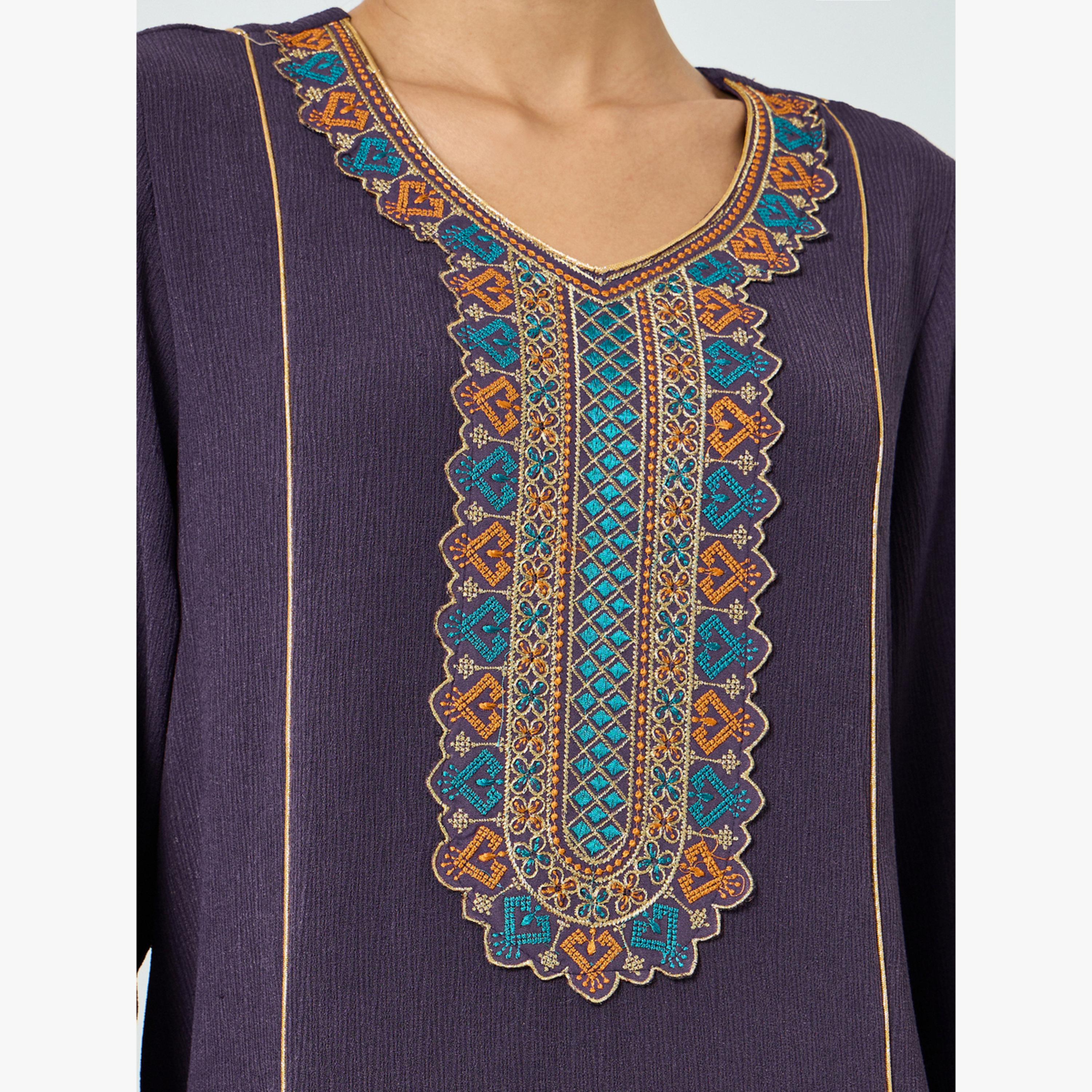 جلابية بتفاصيل مُطرّزة مع جيوب-women-arabicclothing-jalabiyas-image-5