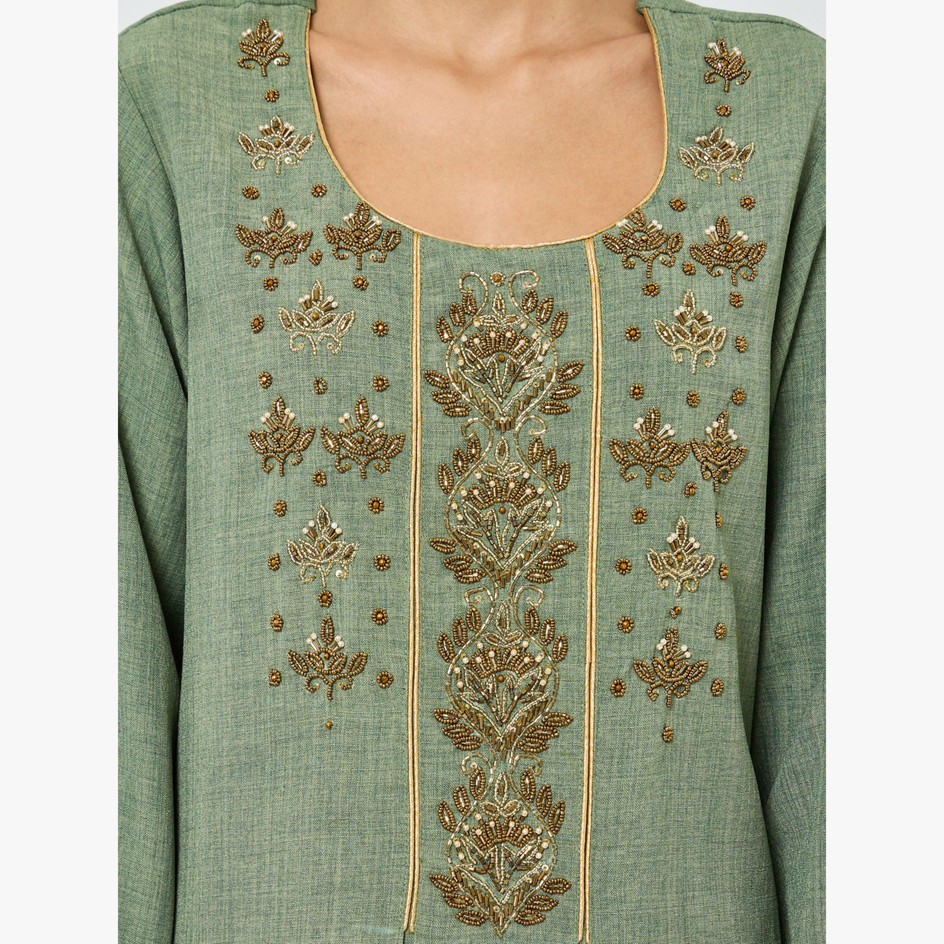 جلابية طويلة مزينة بالخرز مع ياقة سكوب وكسرات-women-arabicclothing-jalabiyas-image-5