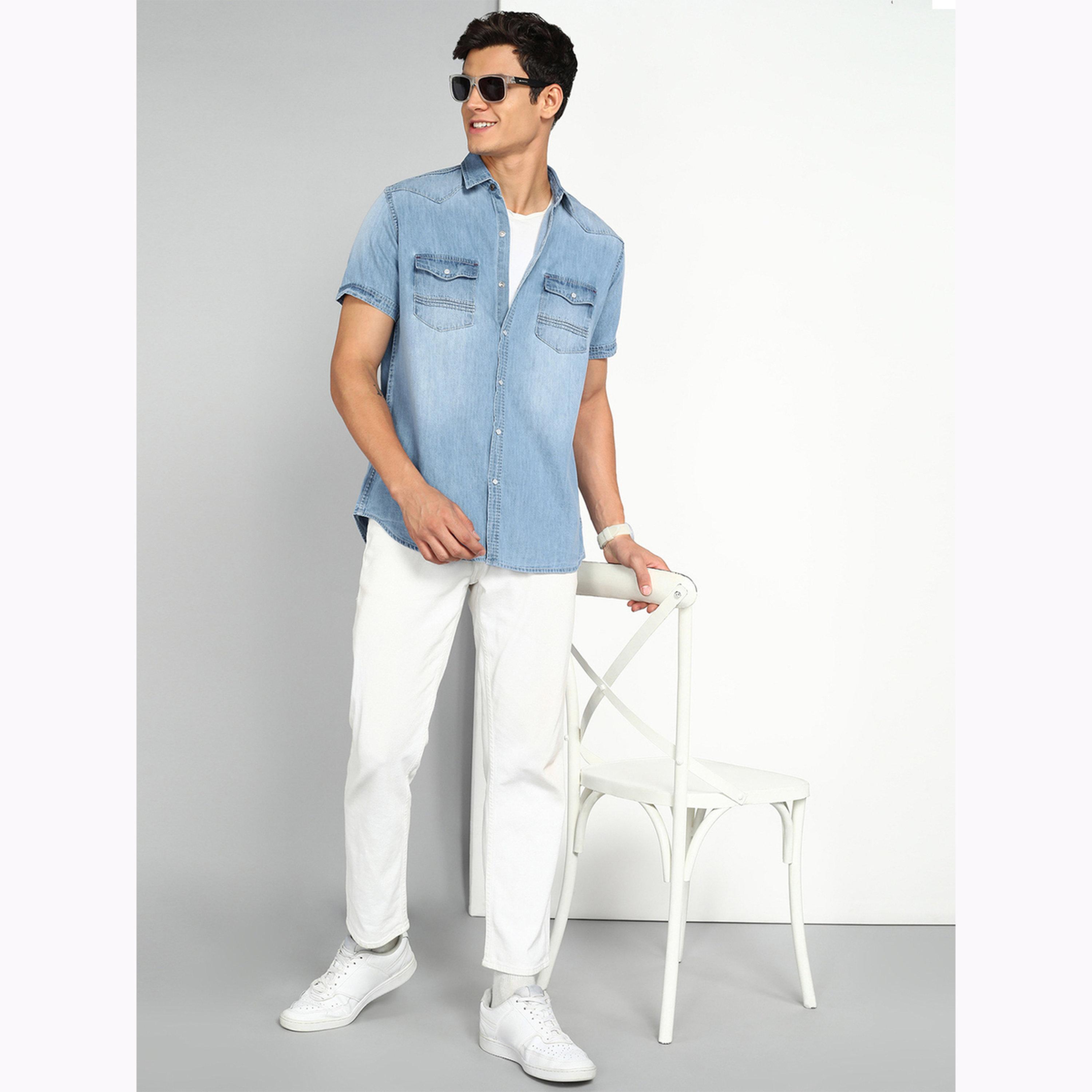 قميص دنيم رجالي سماوي بأزرار-men-clothing-shirts-image-2