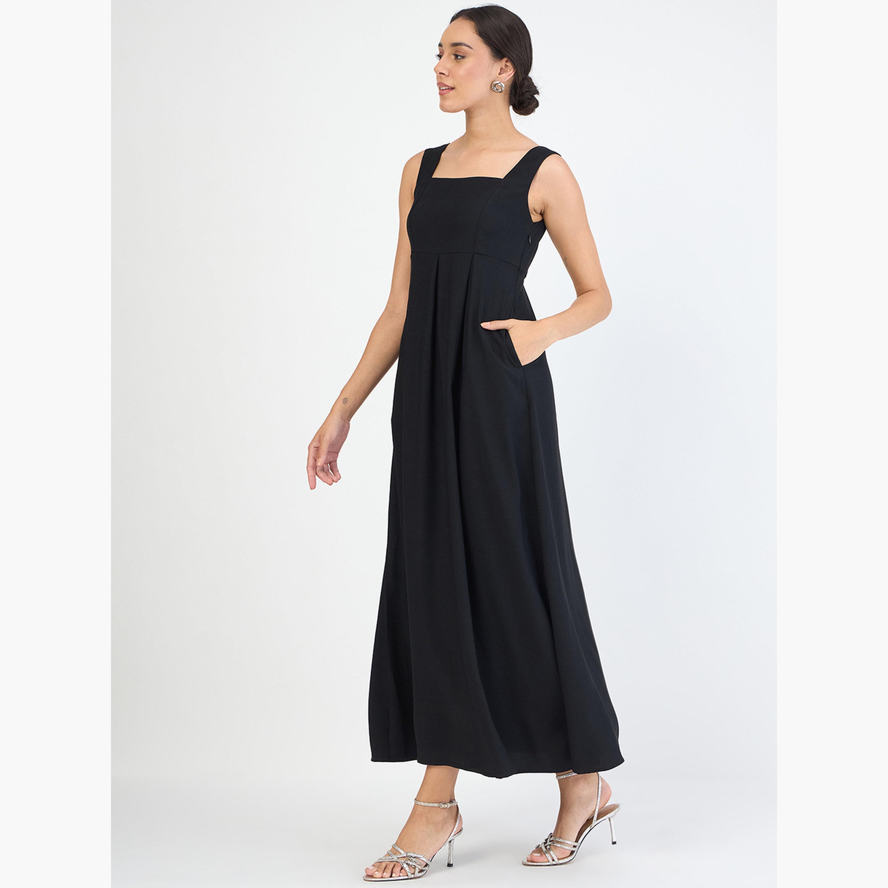 Femmella Women Black Sleeveless Pleated Maxi Dress-women-clothing-dresses-image-3