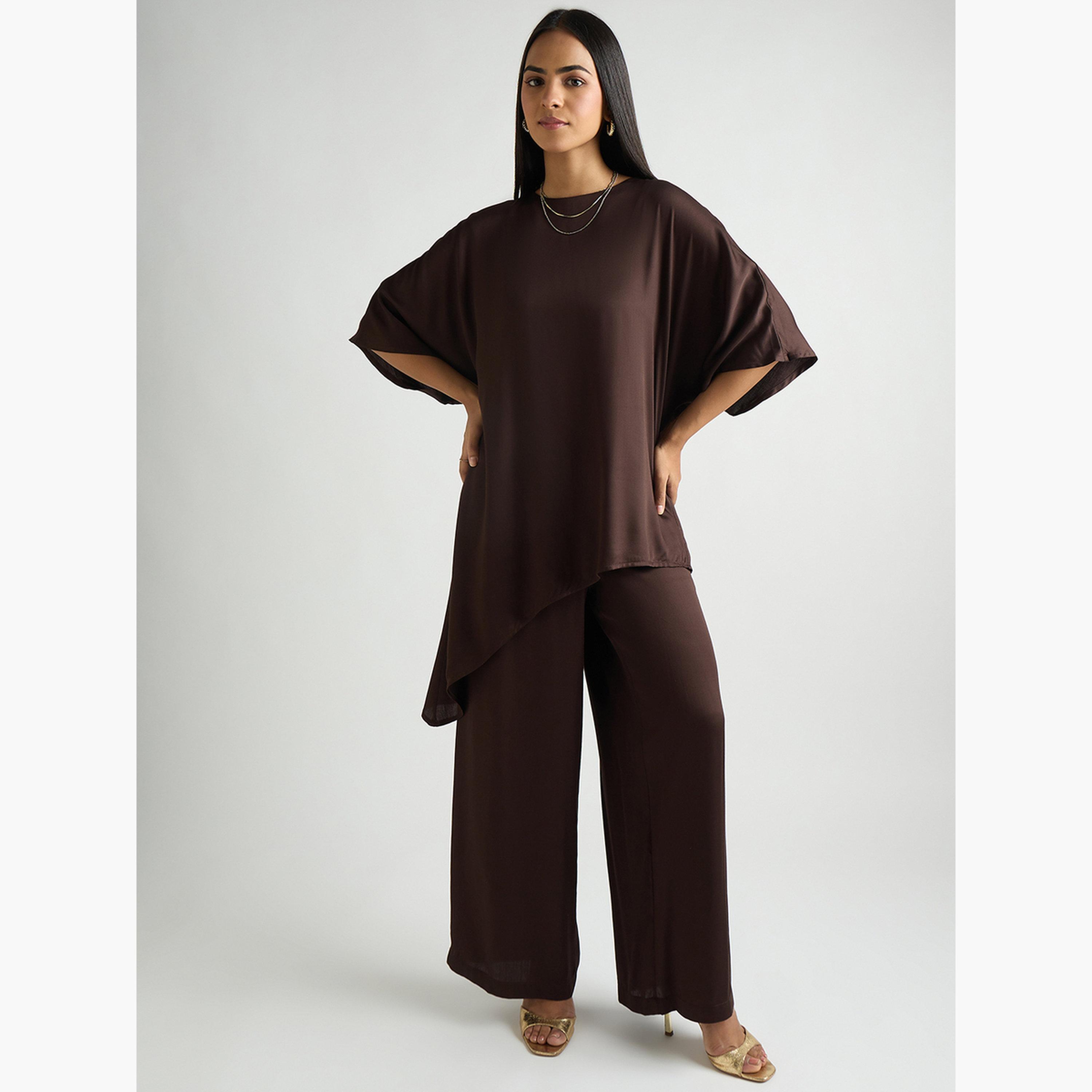 طقم منسق من بنطال وبلوزة ساتان غير متماثلة الطول-women-clothing-coordsets-image-5