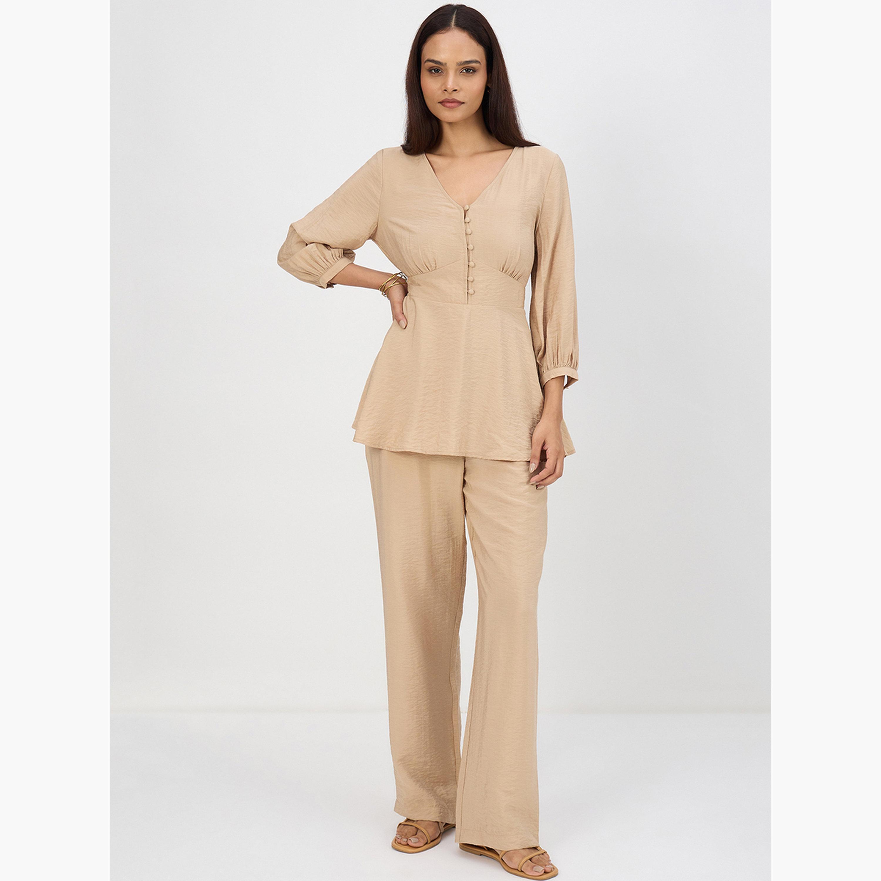 طقم منسق من بنطال وبلوزة كاجوال-women-clothing-coordsets-image-1