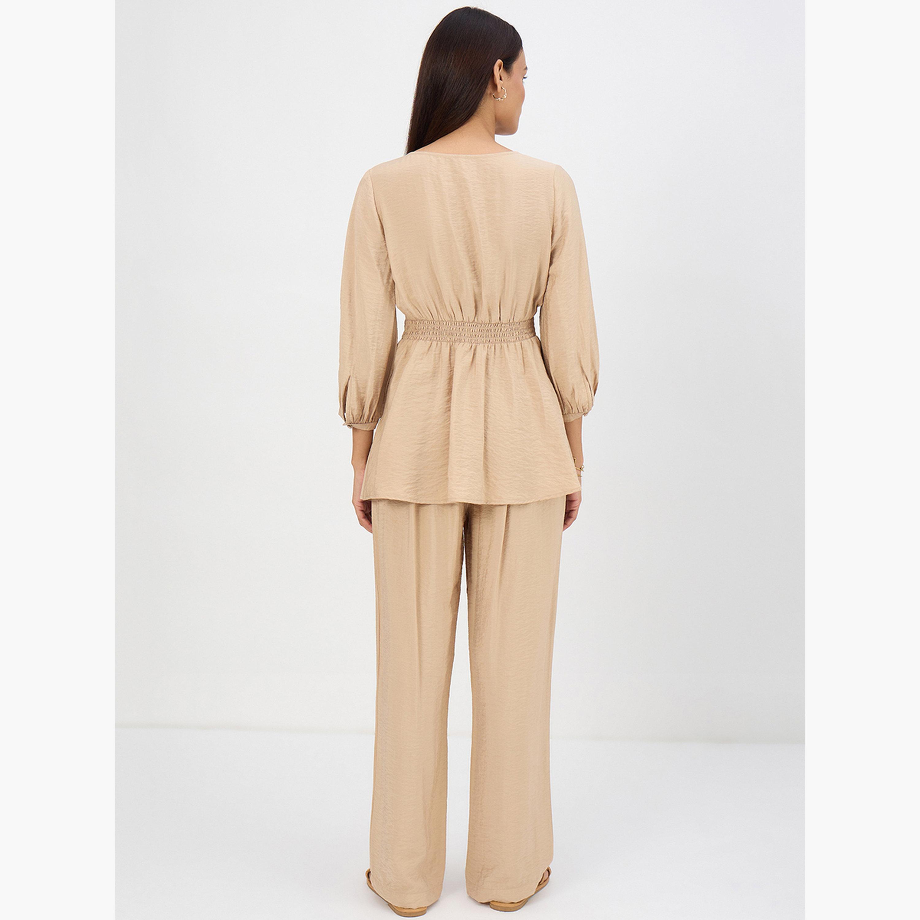 طقم منسق من بنطال وبلوزة كاجوال-women-clothing-coordsets-image-2