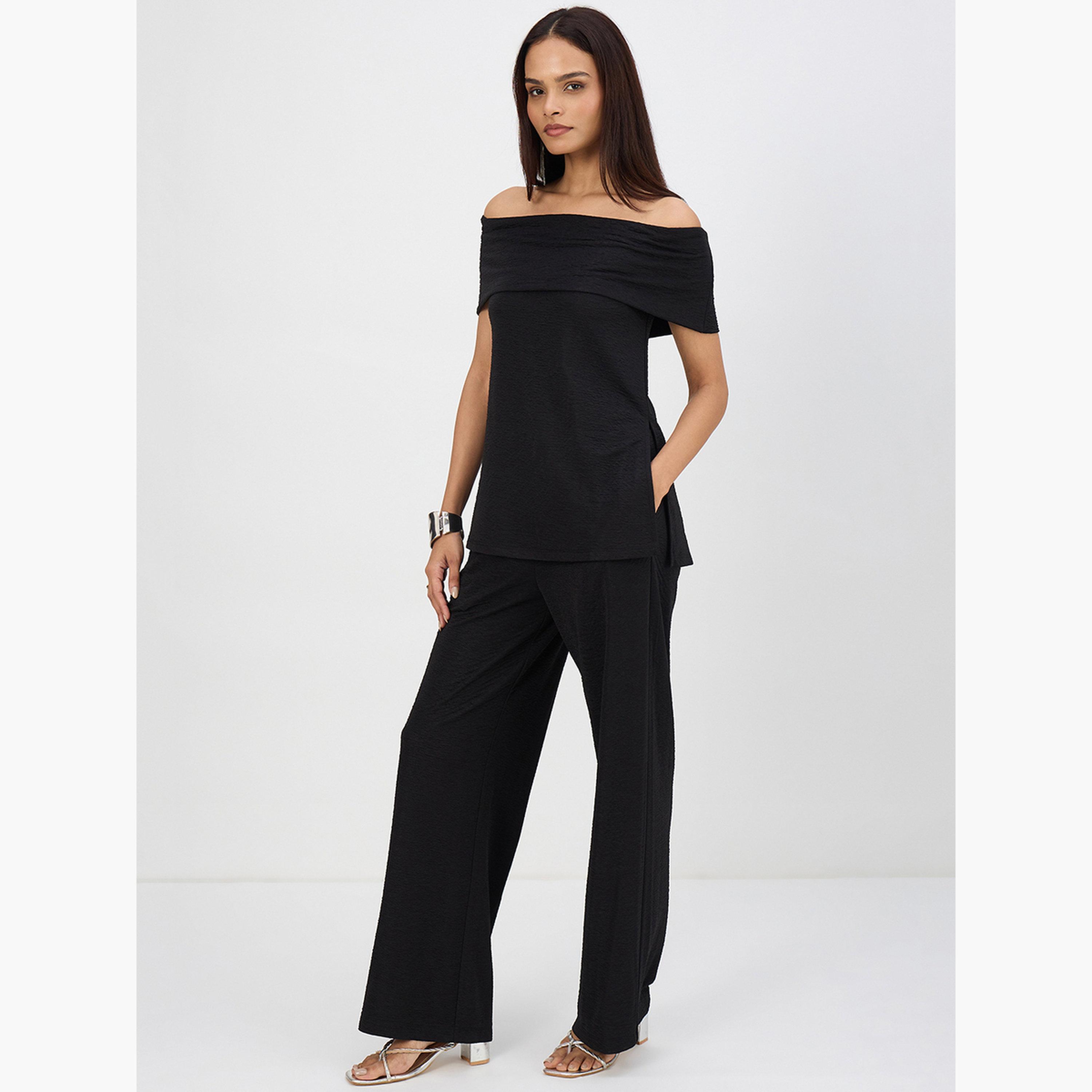 طقم بلوزة بأكتاف مكشوفة وبنطال-women-clothing-coordsets-image-3