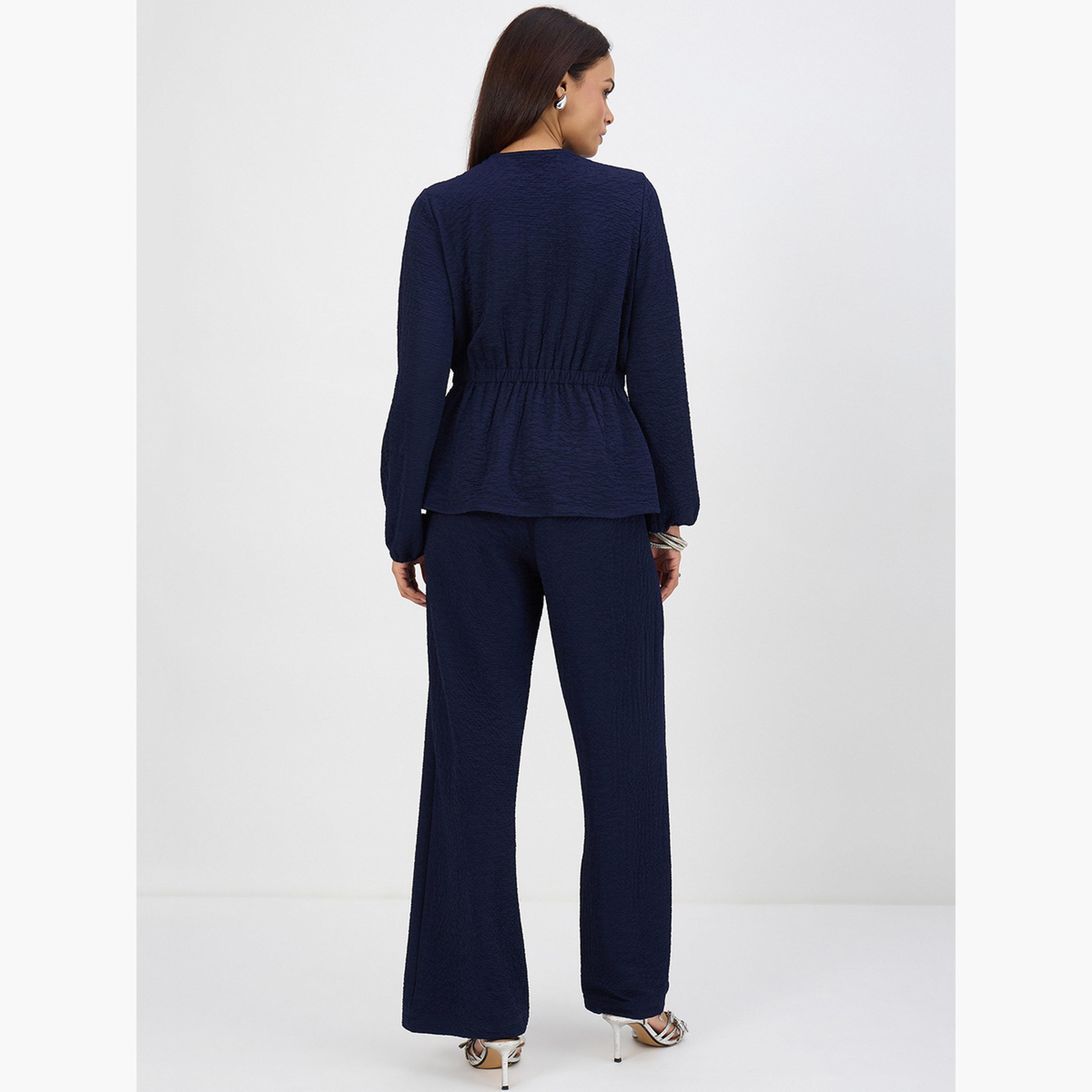طقم منسق من بنطال وبلوزة بنمط لف بارزة الملمس-women-clothing-coordsets-image-2