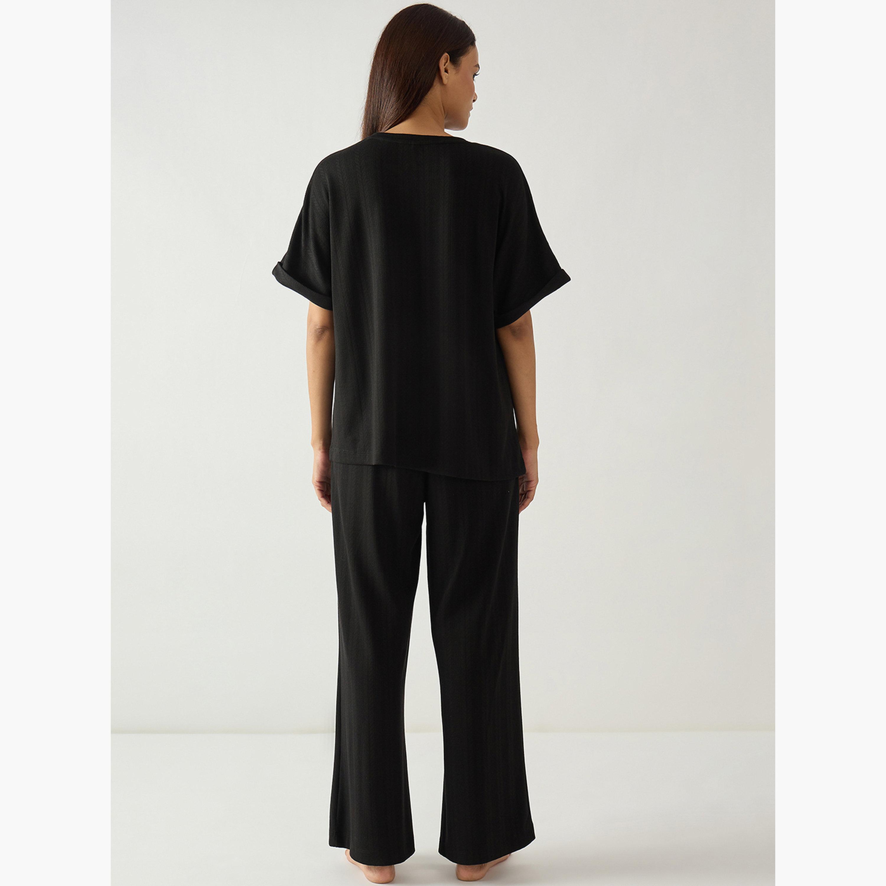 طقم ملابس منزلية بلوزة وبنطلون قصة مريحة-women-clothing-nightwear-pyjamas-longsets-image-2