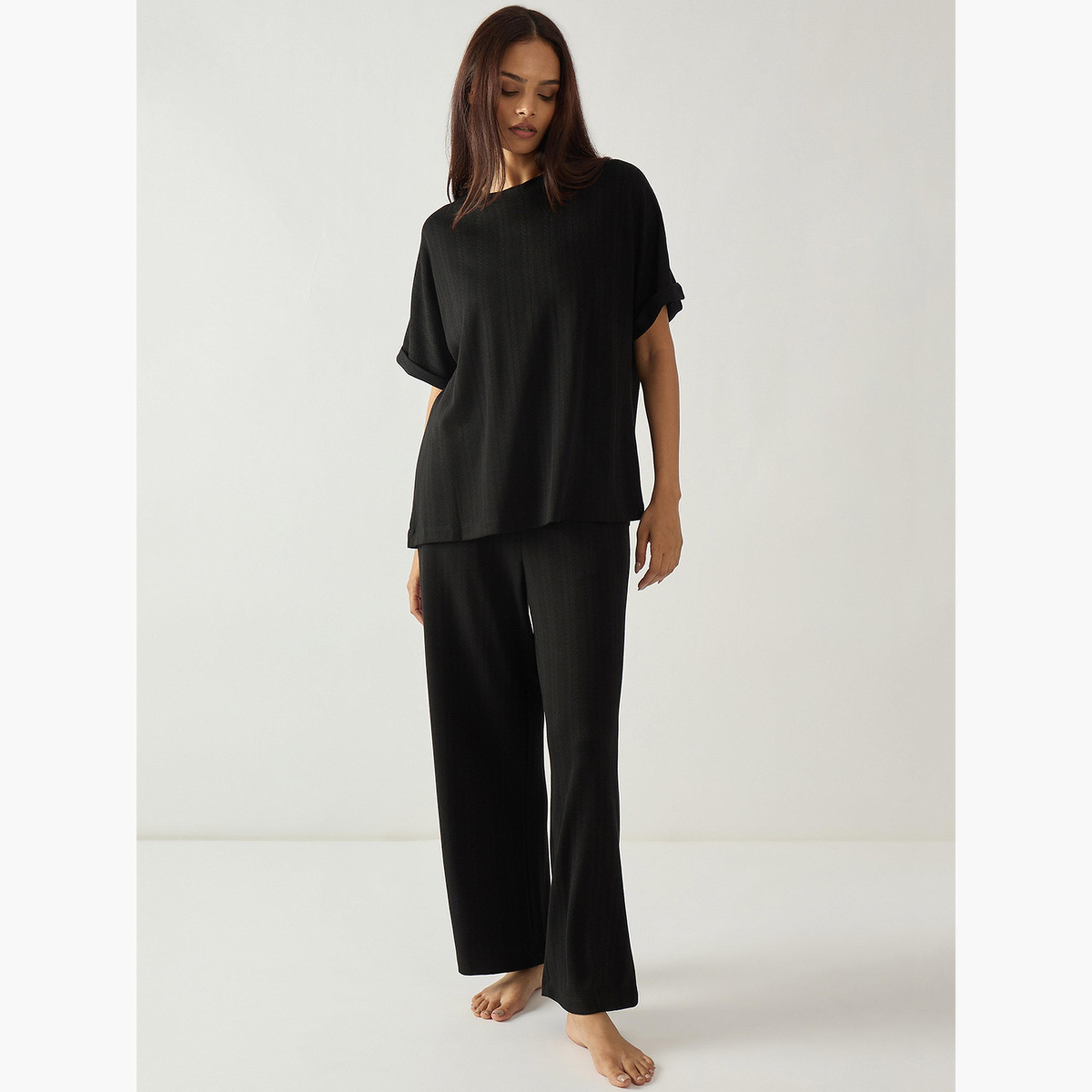 طقم ملابس منزلية بلوزة وبنطلون قصة مريحة-women-clothing-nightwear-pyjamas-longsets-image-3