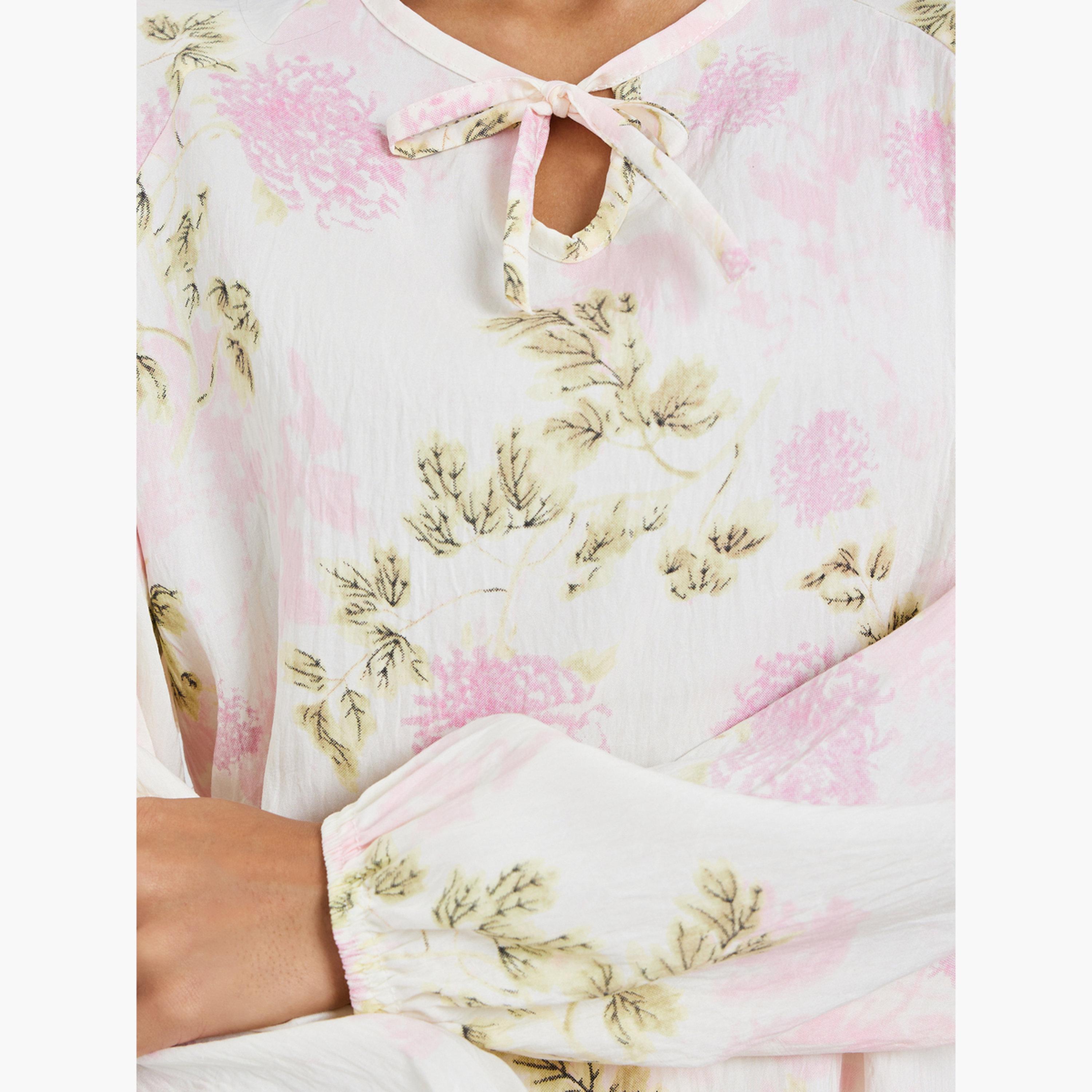 طقم بيجاما من بنطال وبلوزة بطبعة زهور-women-clothing-nightwear-pyjamas-longsets-image-4