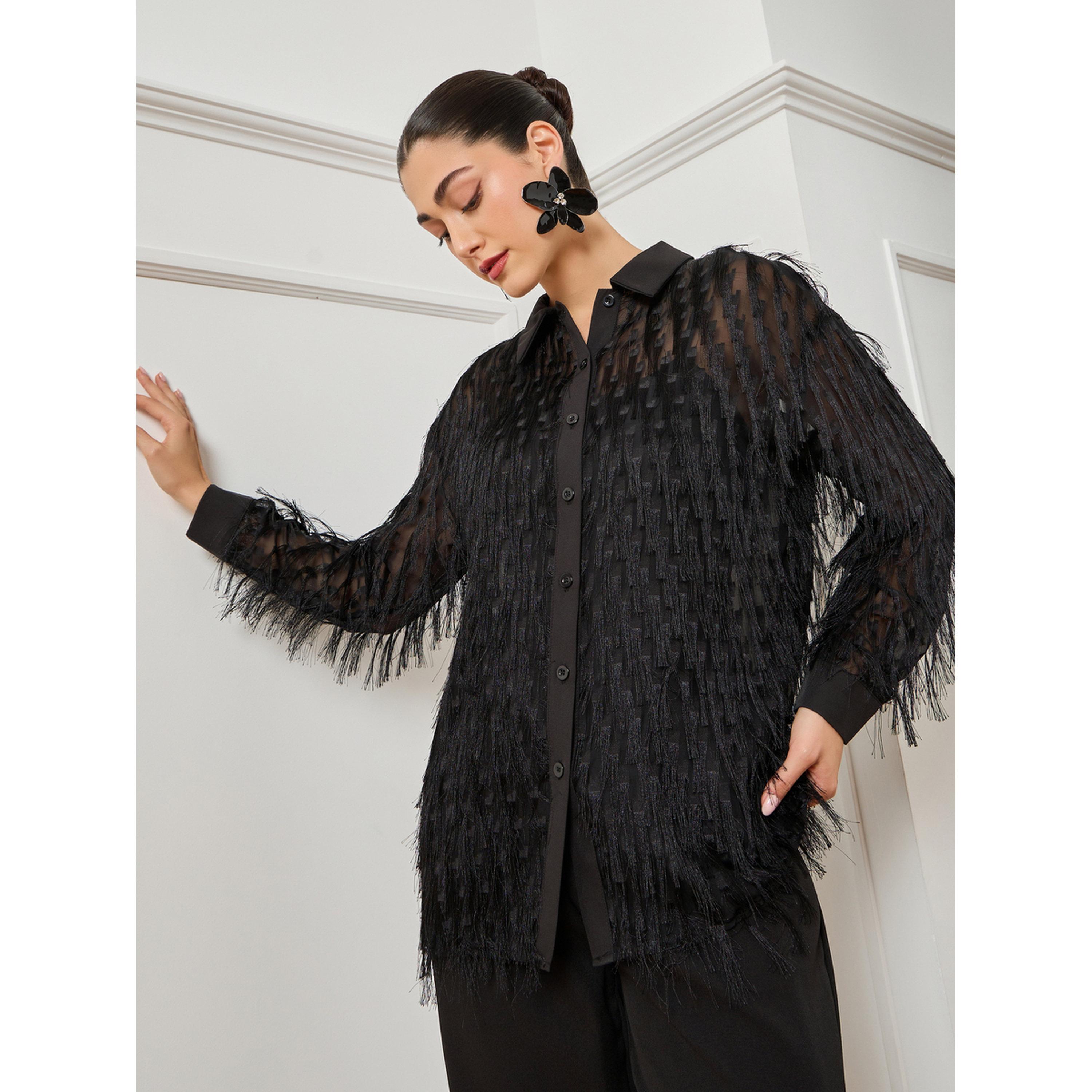بلوزة بأزرار وتفاصيل شراشيب أسود-women-clothing-shirtsandblouses-shirts-image-4