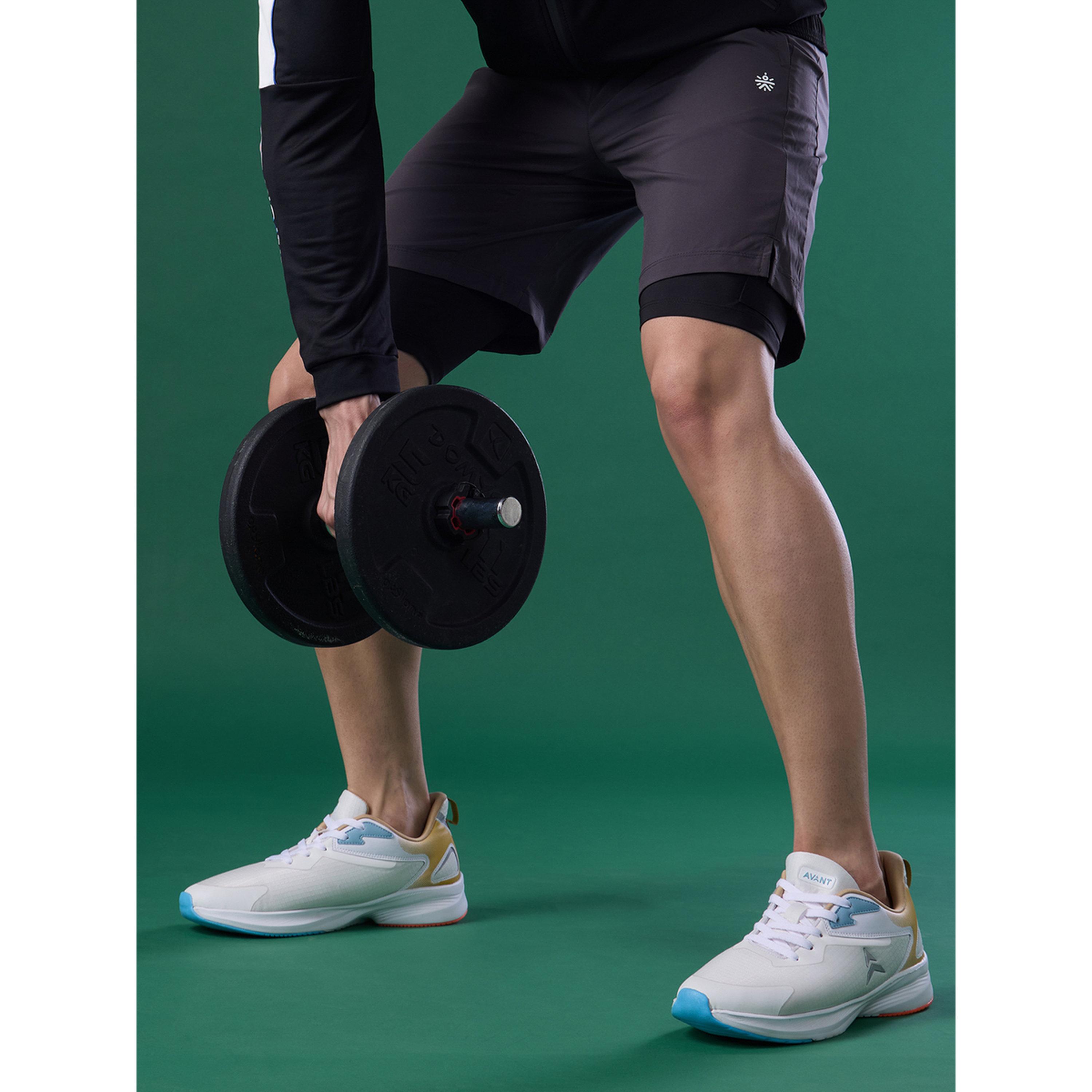 حذاء تدريب ديلوكس برباط غلق-men-shoes-sneakers-image-2