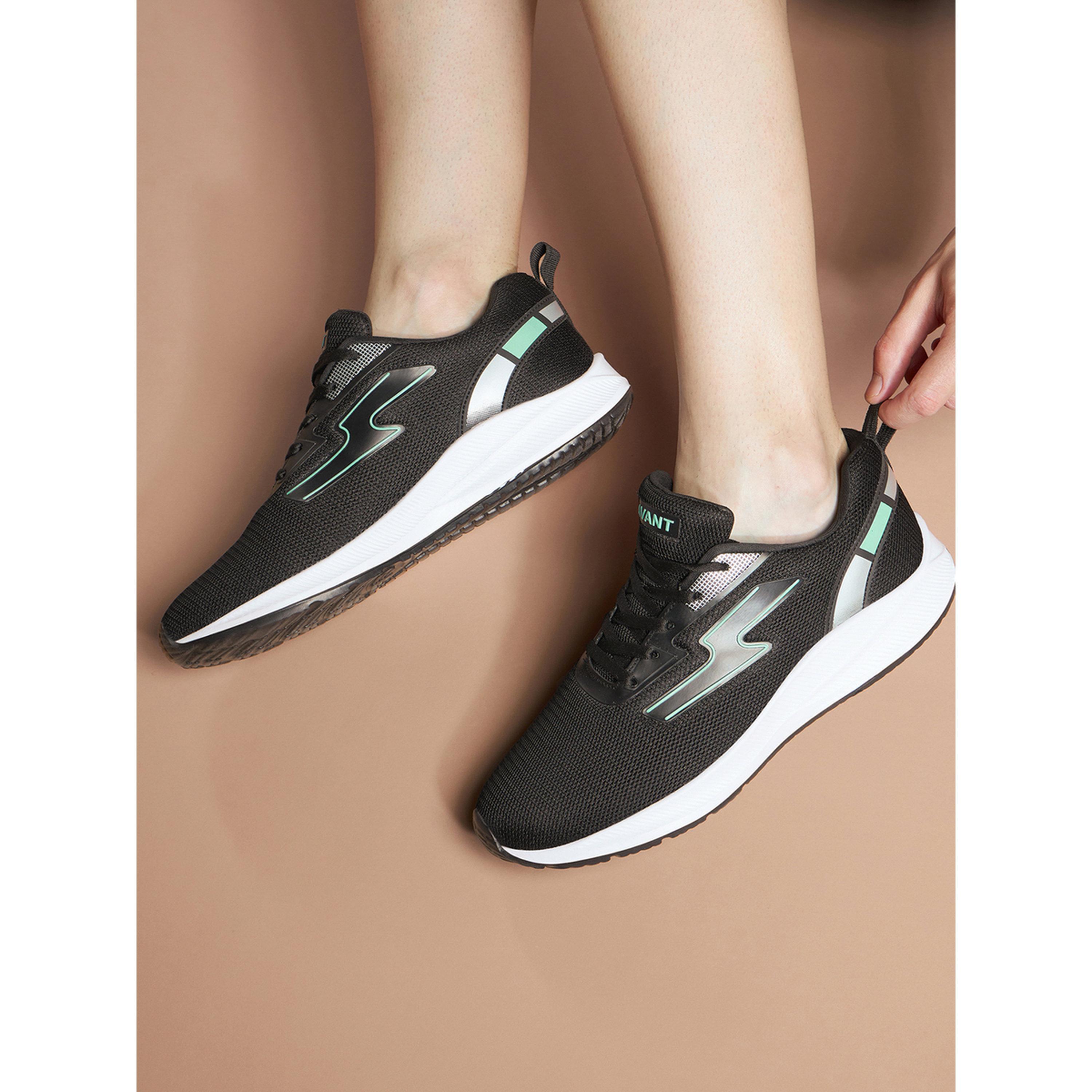 حذاء باشون اكس برباط غلق للمشي-men-shoes-sneakers-image-5