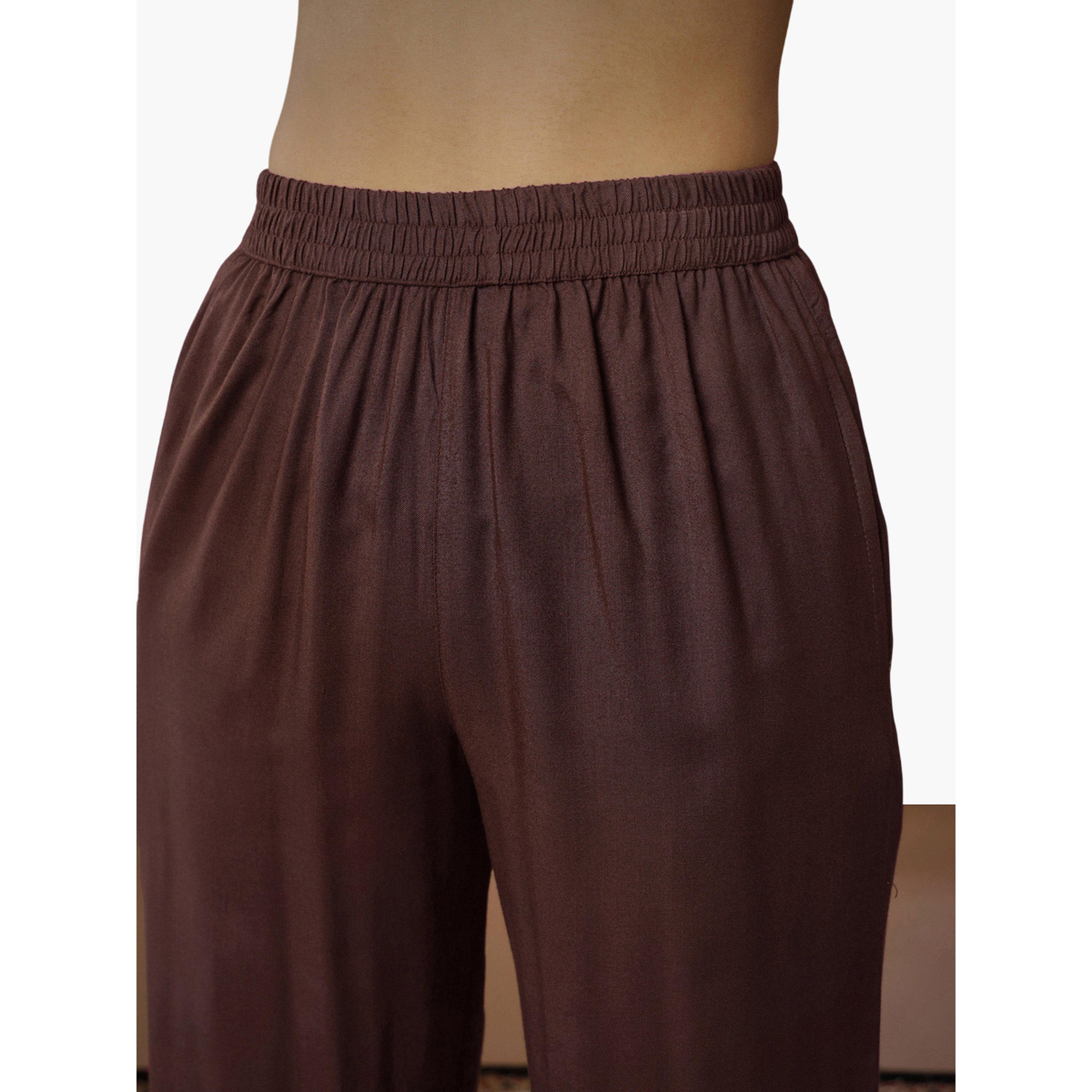 طقم منسق من بنطال وبلوزة بأكمام مطرزة بزي بني-women-clothing-coordsets-image-5
