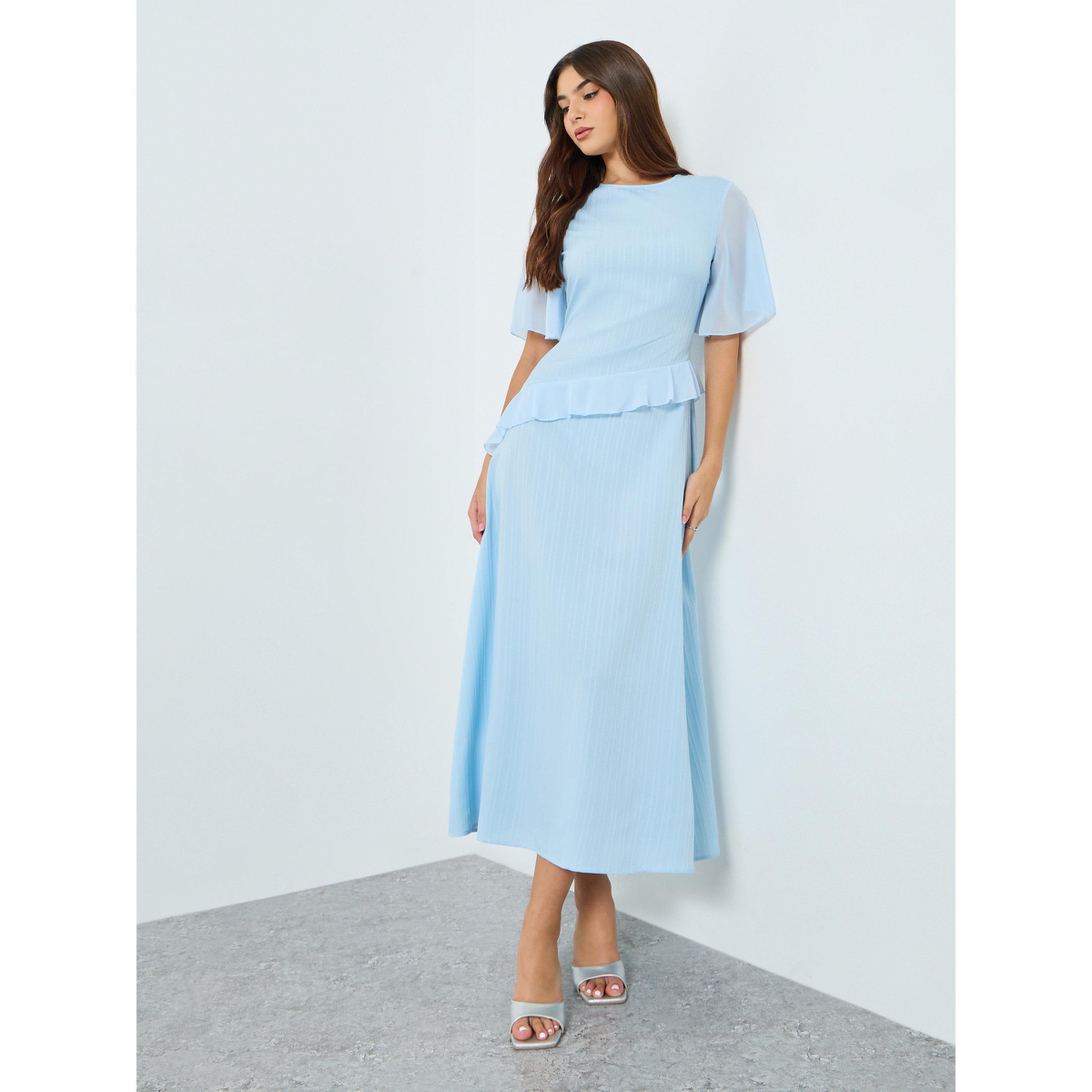 فستان ميدي بتفاصيل بارزة الملمس وحافة واسعة-women-clothing-dresses-image-1