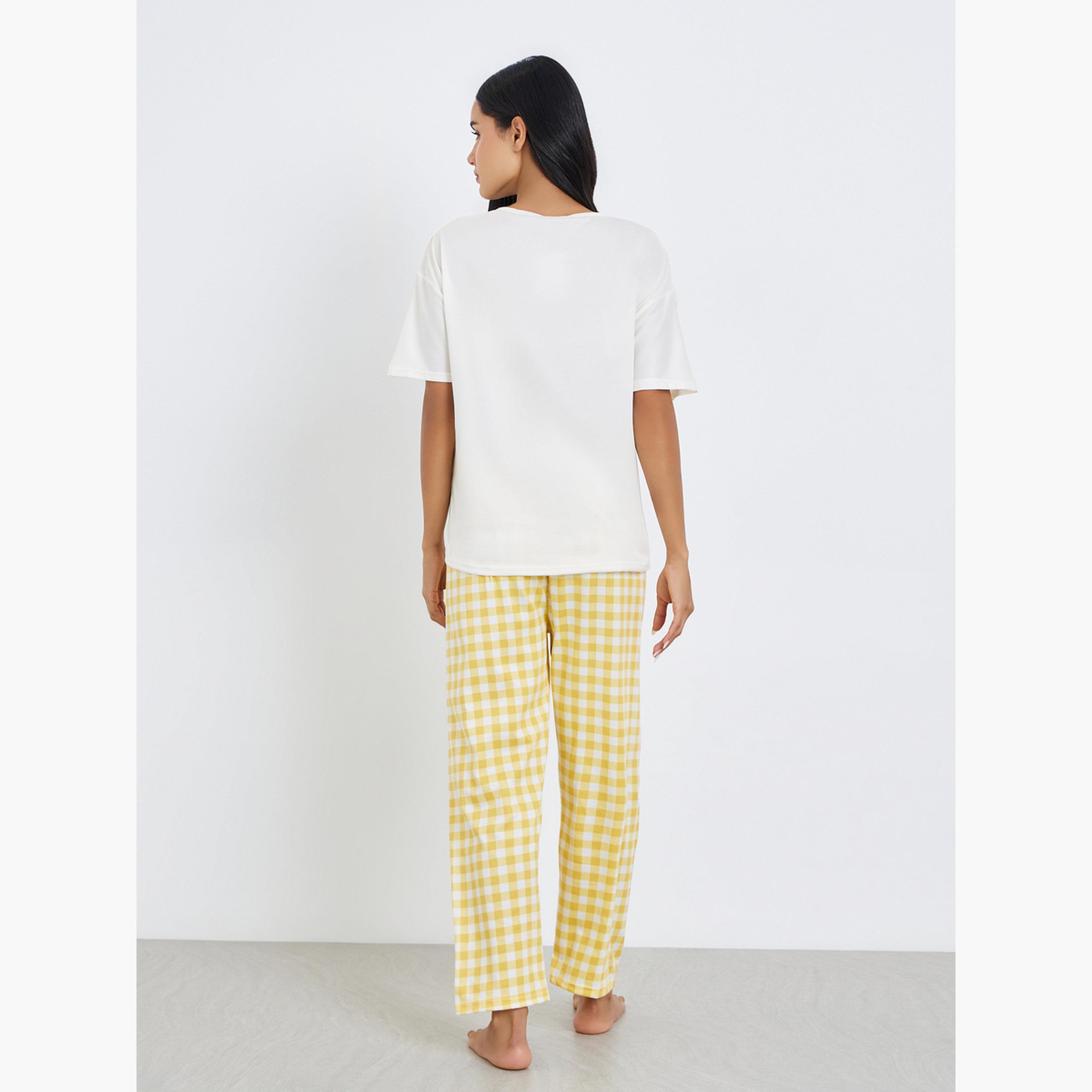 Styli Pack of 3 - Women Printed T-Shirt and Checked Shorts with Pyjama Set-women-clothing-nightwear-pyjamas-longsets-image-5
