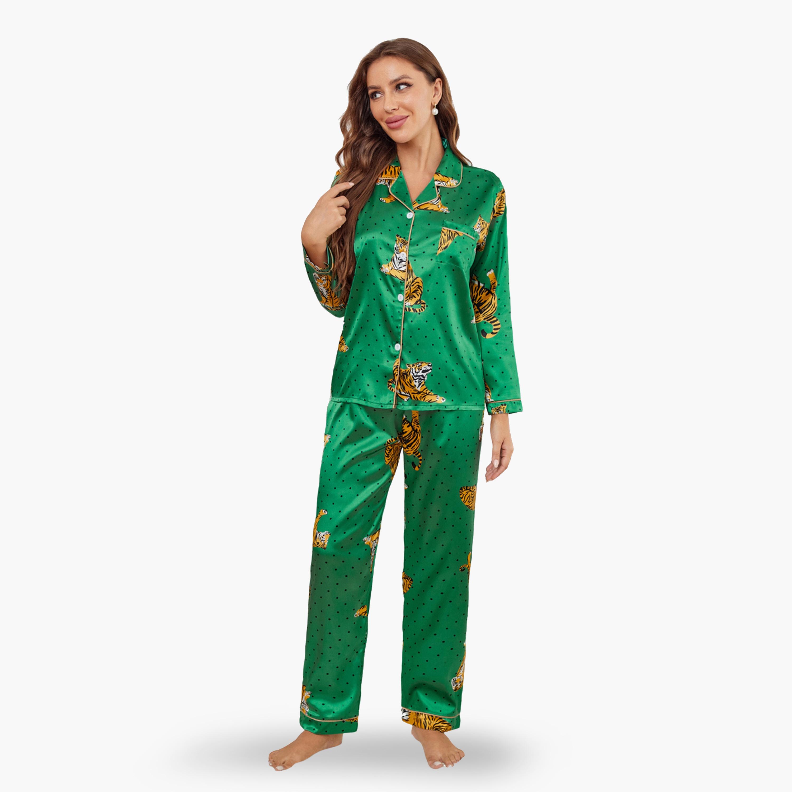 طقم بلوزة بأكمام طويلة وبنطال بيجاما بطبعة جرافيك للنساء-women-clothing-nightwear-pyjamas-longsets-image-1