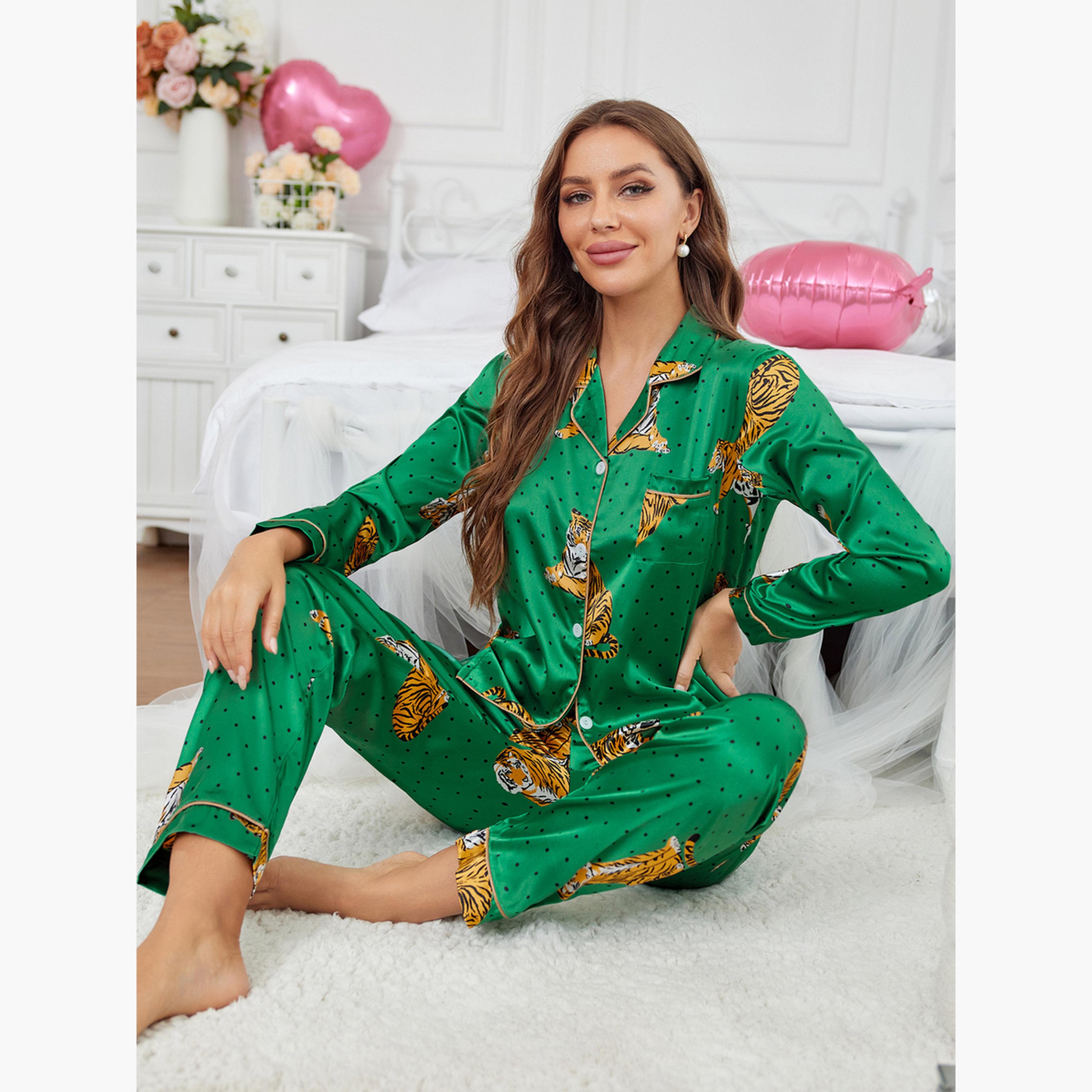 طقم بلوزة بأكمام طويلة وبنطال بيجاما بطبعة جرافيك للنساء-women-clothing-nightwear-pyjamas-longsets-image-4
