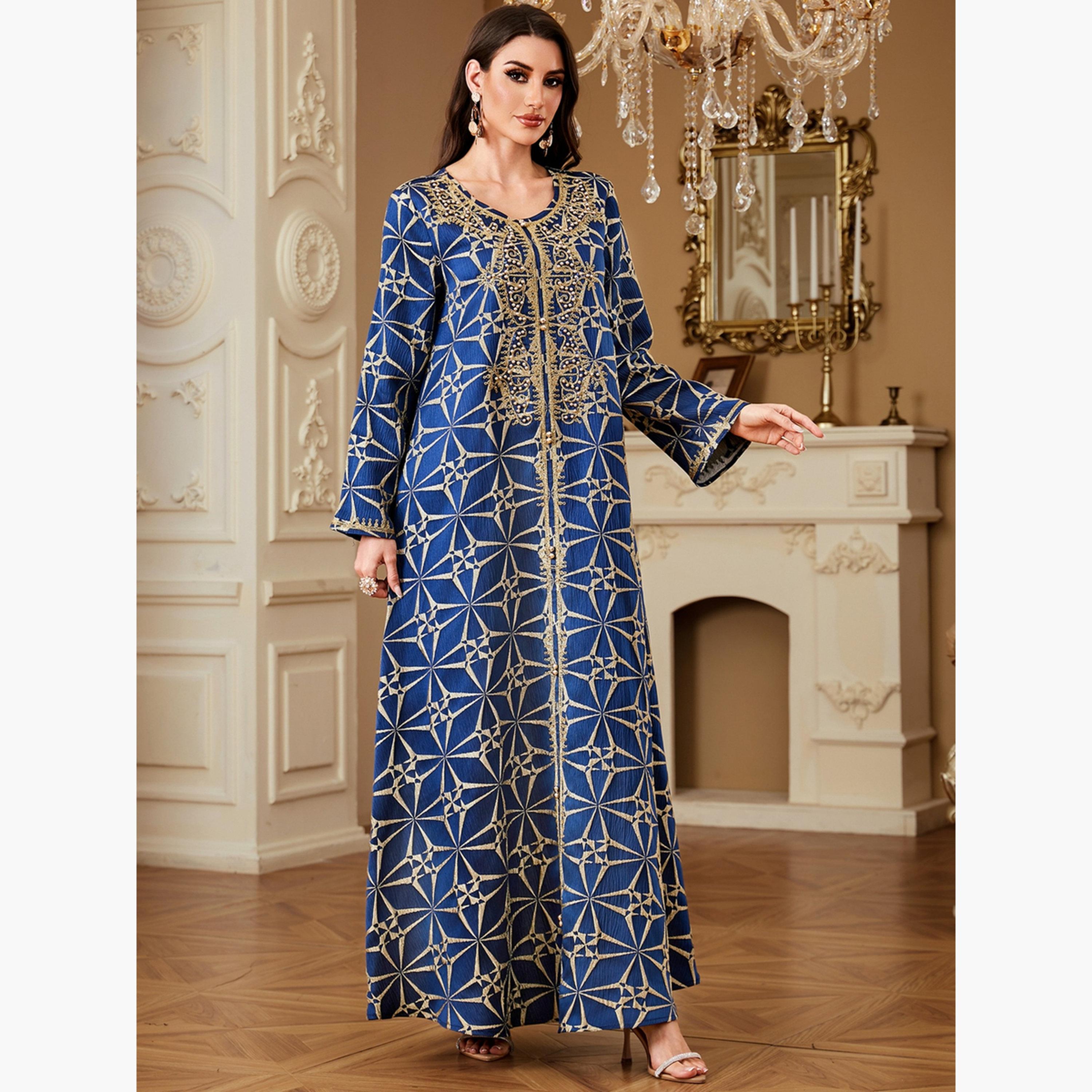 جلابية بحافة واسعة مطرزة طويلة وقماش بارز الملمس-women-arabicclothing-jalabiyas-image-5