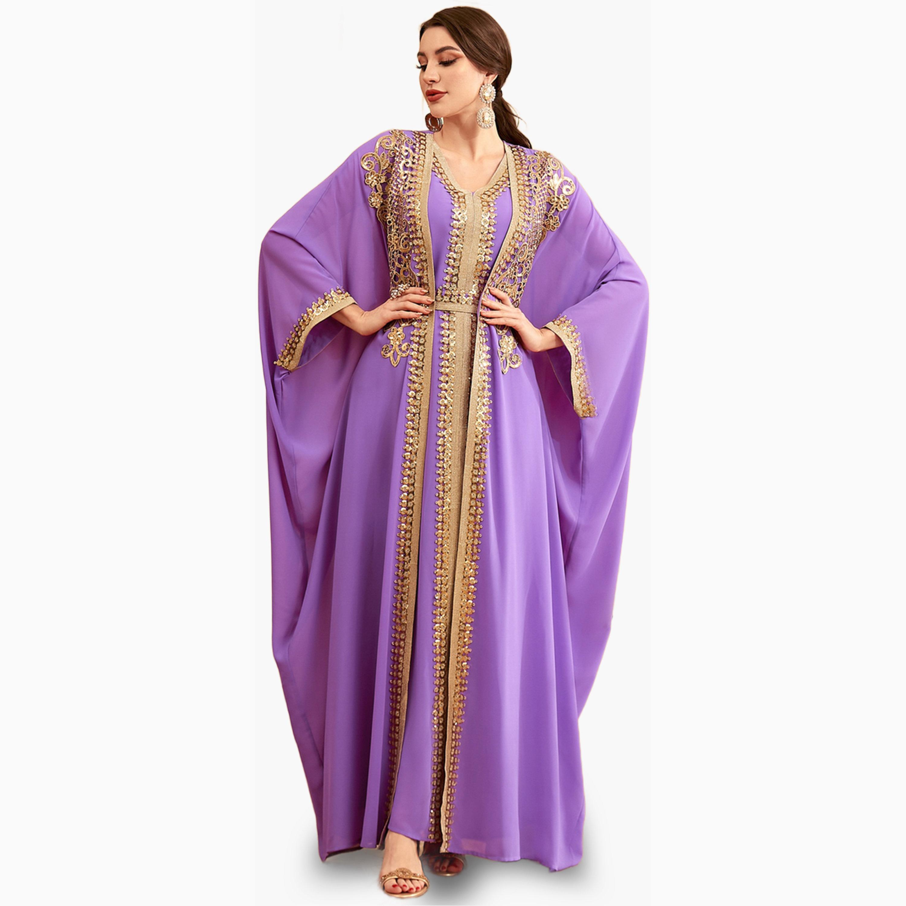 مجموعة من فستان بحزام وكيمونو بتفاصيل ترتر-women-arabicclothing-sets-image-1