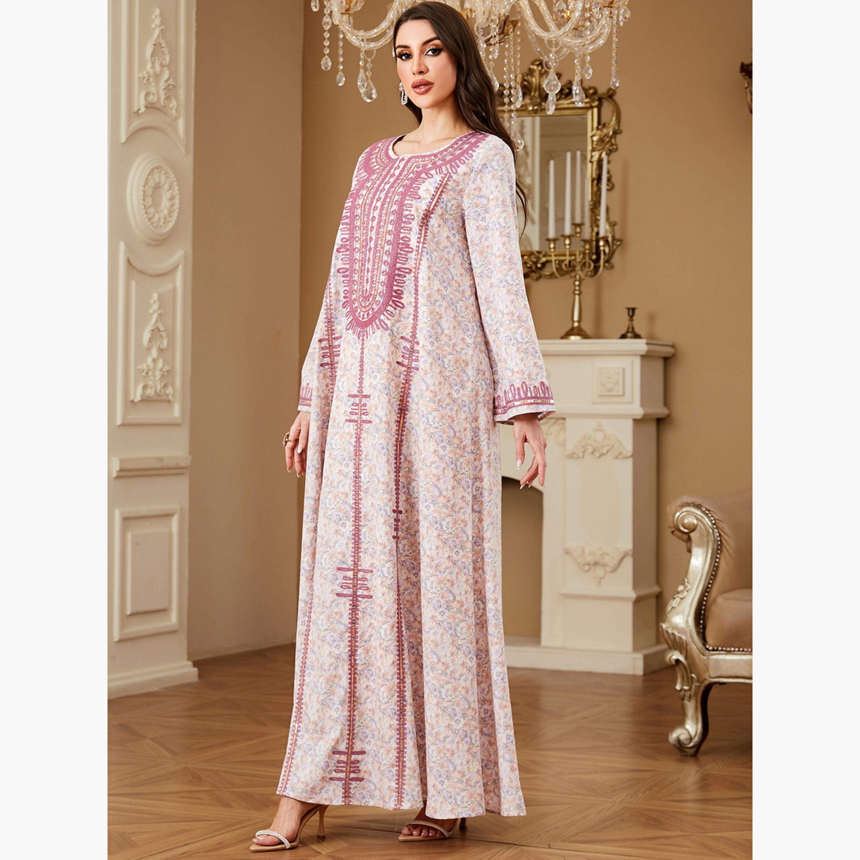 جلابية بتفاصيل مطرزة وطبعة زهور مع حجاب-women-arabicclothing-jalabiyas-image-6