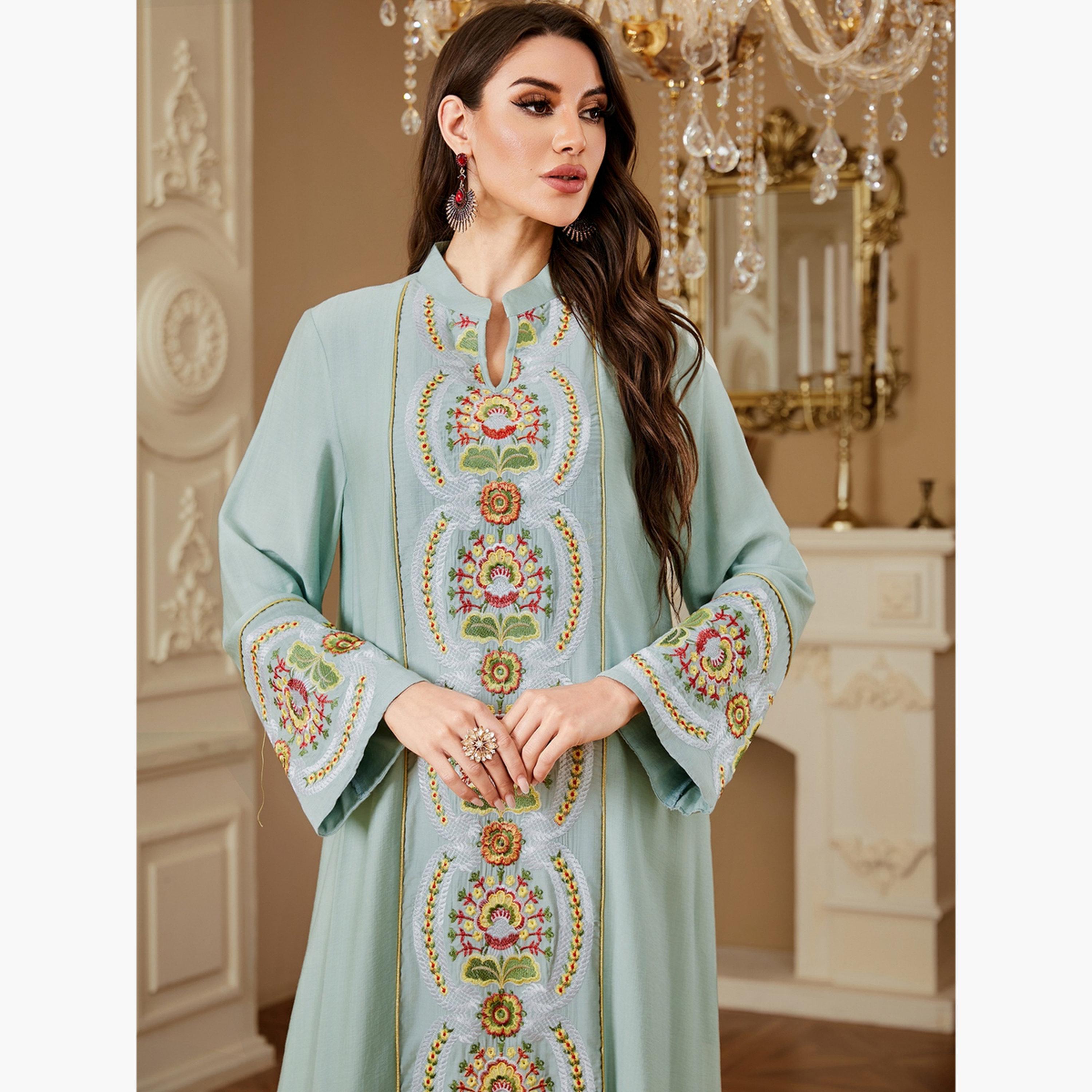جلابية بأكمام طويلة وتفاصيل مزينة-women-arabicclothing-jalabiyas-image-3