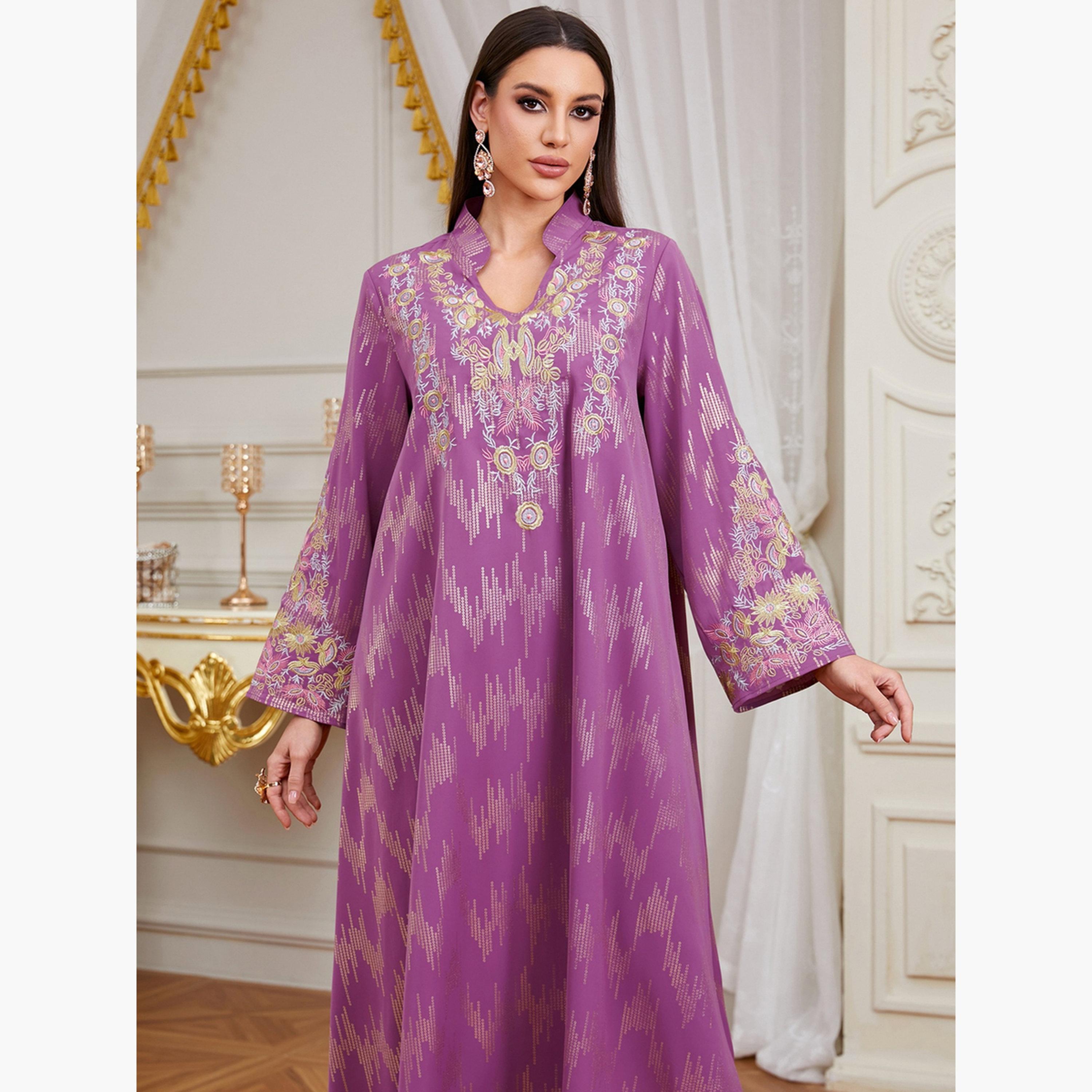 جلابية بتفاصيل رقعة ترتر وقماش بارز الملمس-women-arabicclothing-jalabiyas-image-5