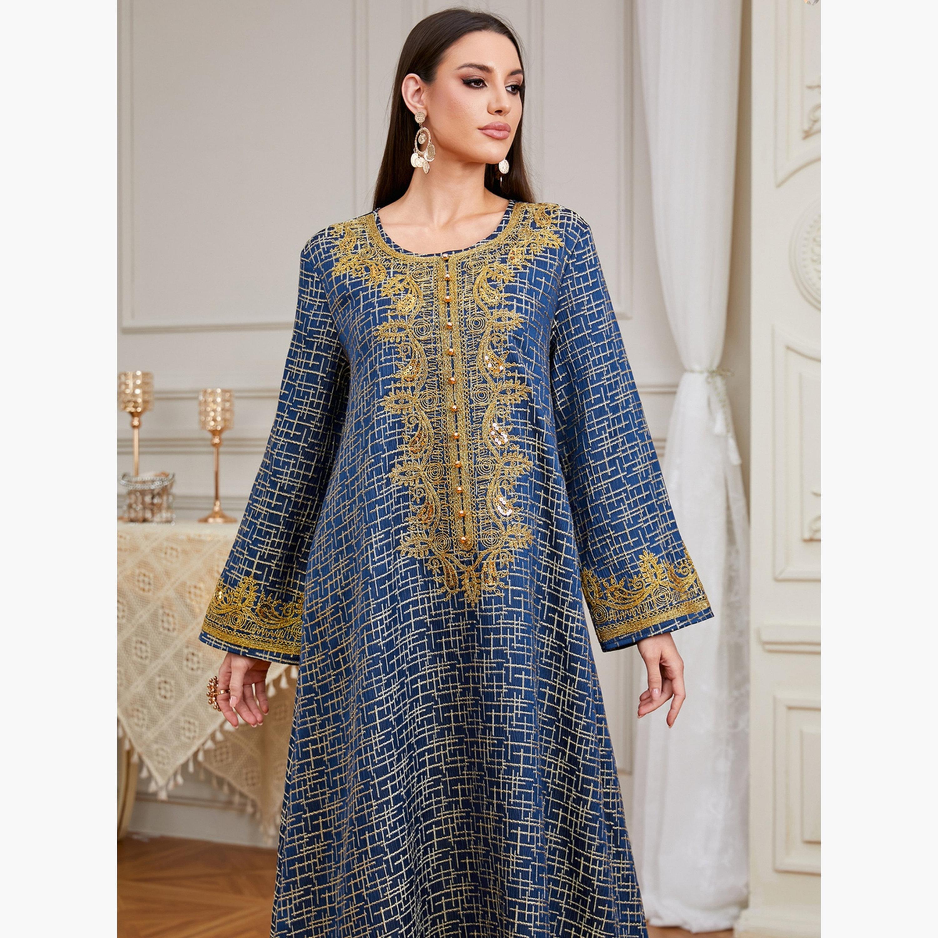 جلابية بتفاصيل رقعة ترتر وقماش بارز الملمس-women-arabicclothing-jalabiyas-image-3