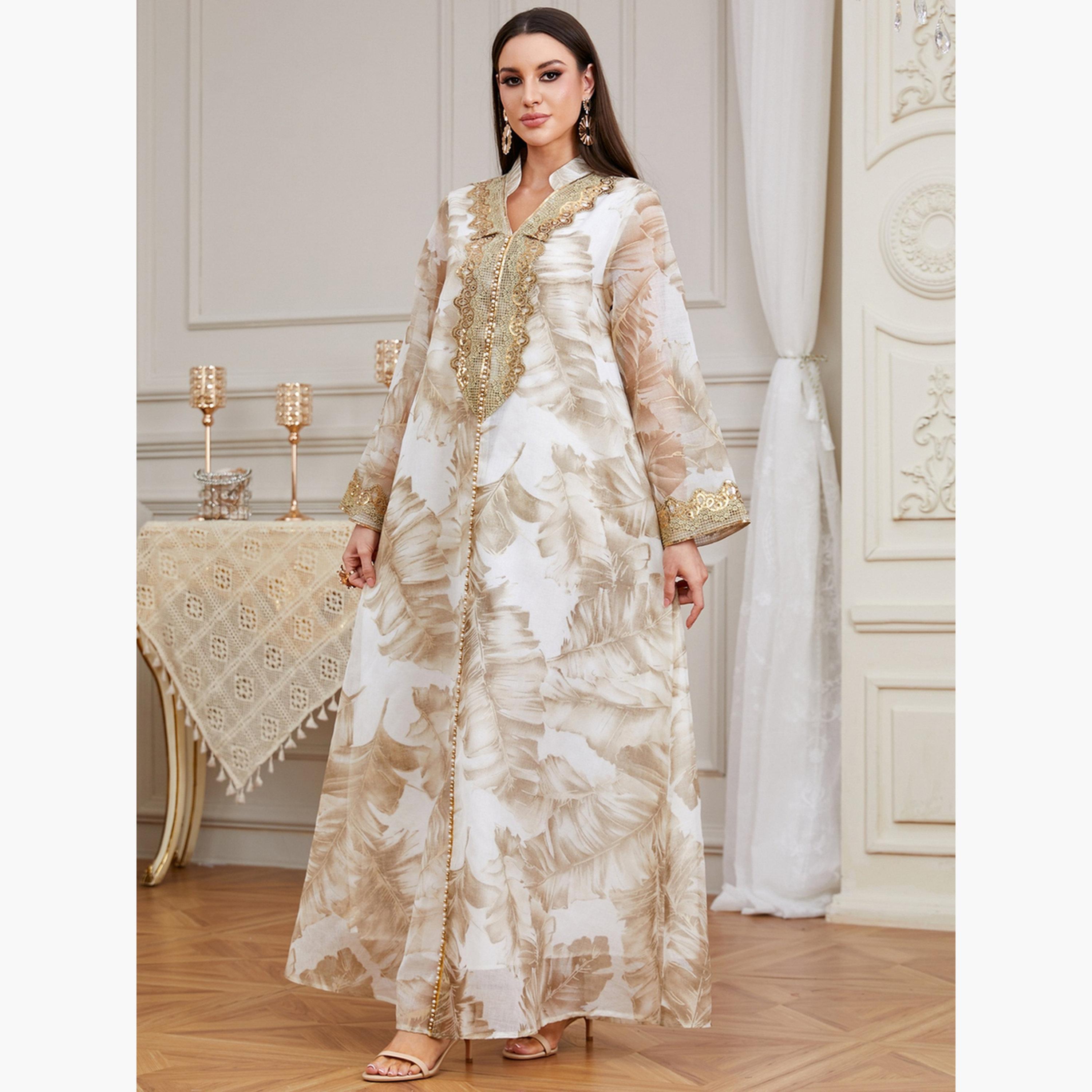 جلابية بتفاصيل رقعة ترتر وطبعة زهور-women-arabicclothing-jalabiyas-image-5