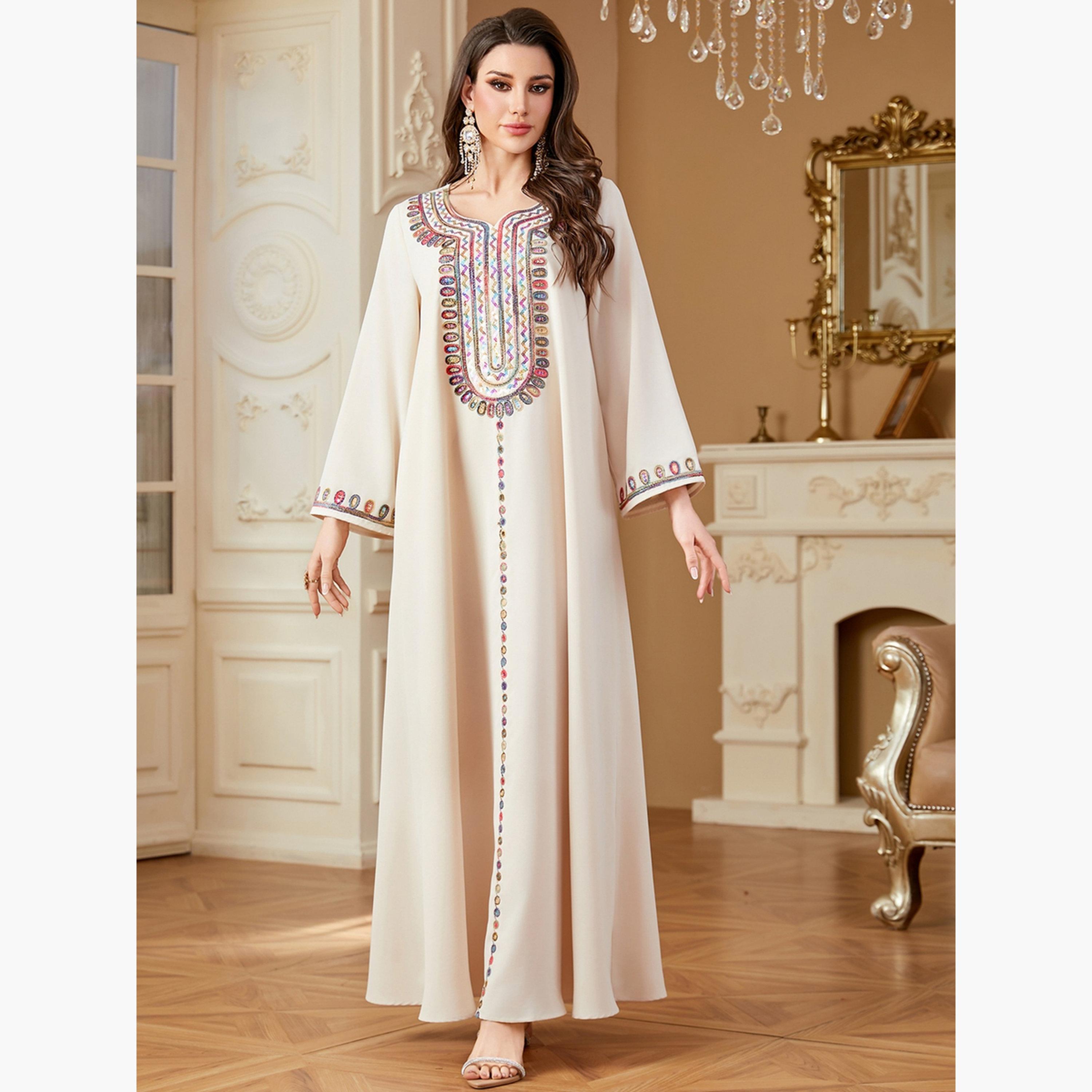 جلابية بأكمام طويلة مزينة بترتر-women-arabicclothing-jalabiyas-image-2