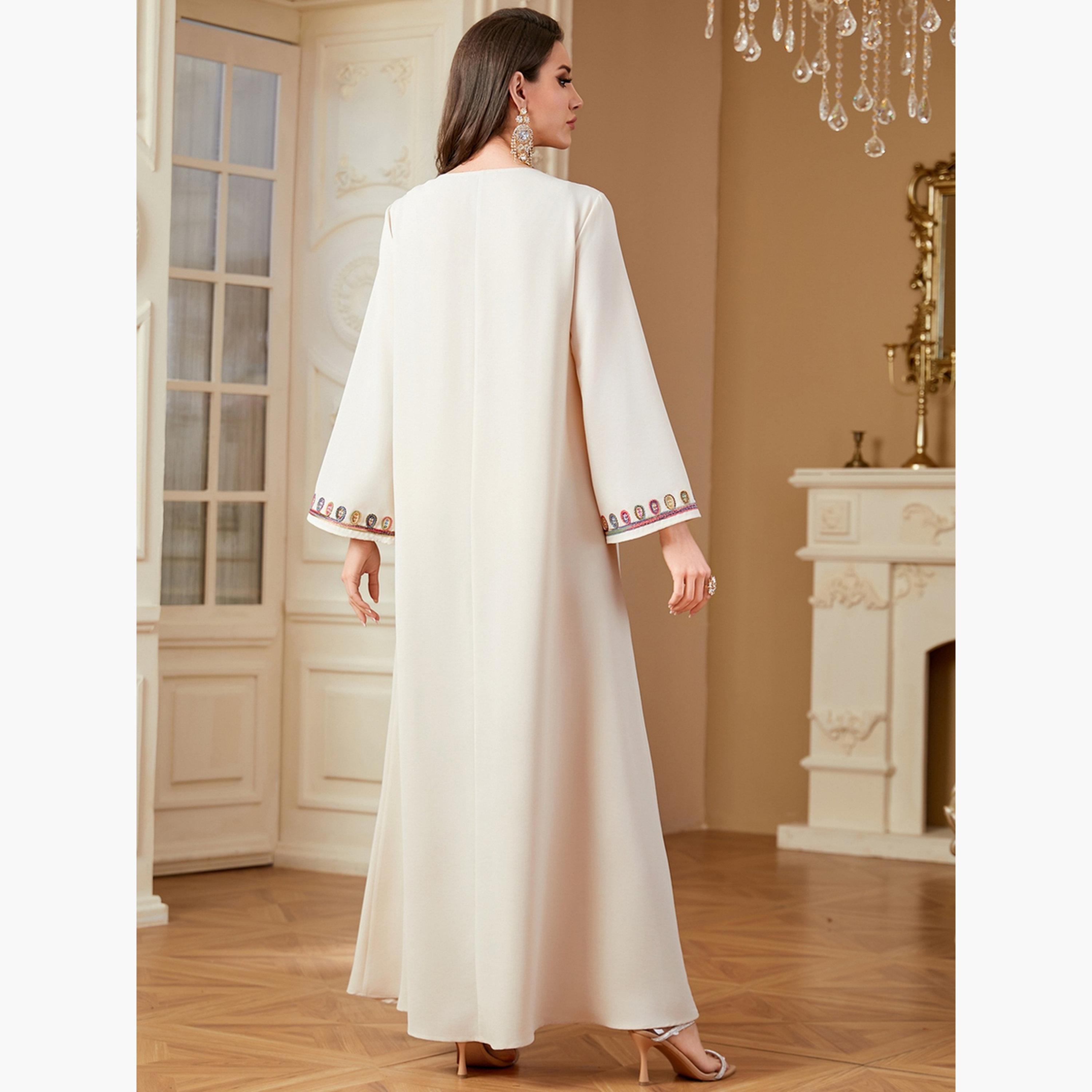 جلابية بأكمام طويلة مزينة بترتر-women-arabicclothing-jalabiyas-image-4