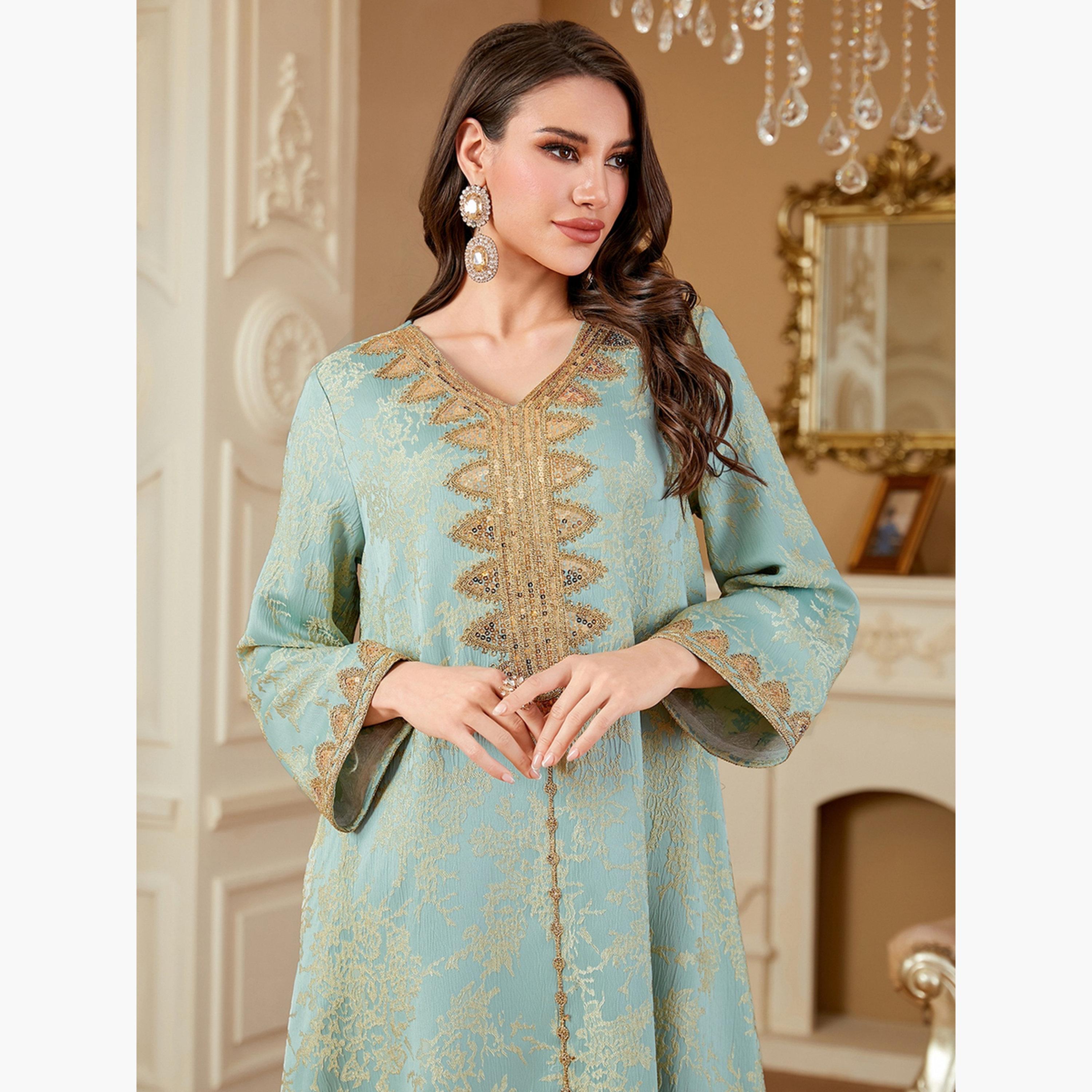 جلابية بتفاصيل رقعة ترتر وقماش بارز الملمس-women-arabicclothing-jalabiyas-image-3