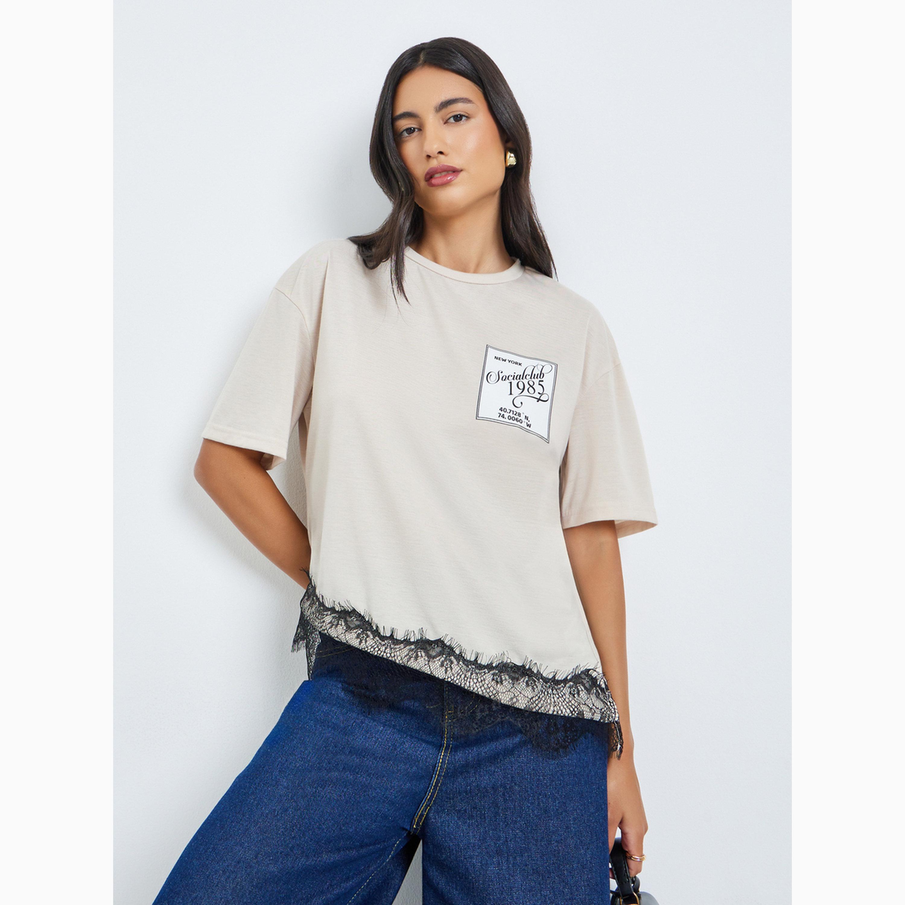Styli Cream Contrast Lace Hem Printed T-Shirt-women-clothing-tshirts-image-1