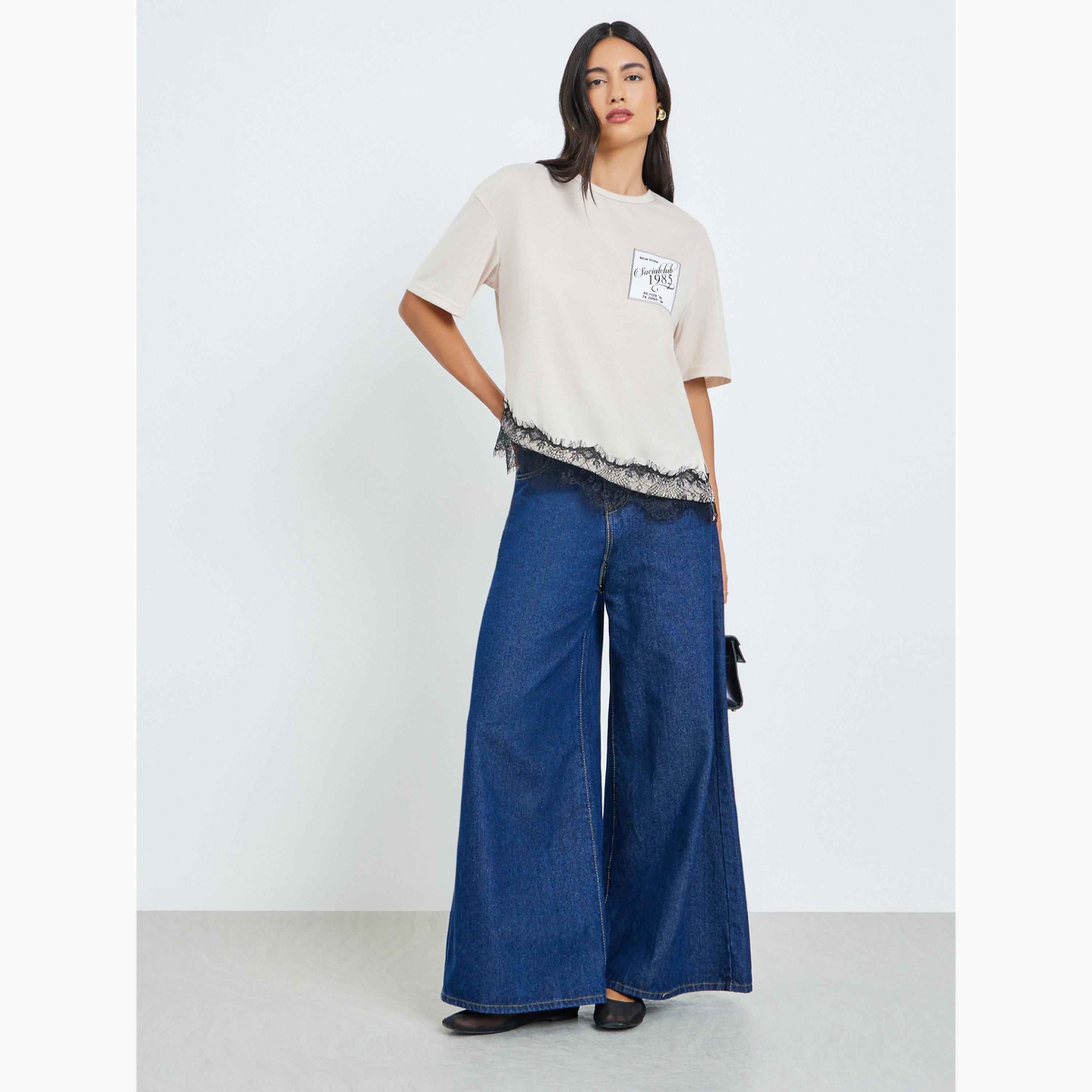 تيشيرت مطبوع بحافة دانتيل متباينة-women-clothing-tshirts-image-2