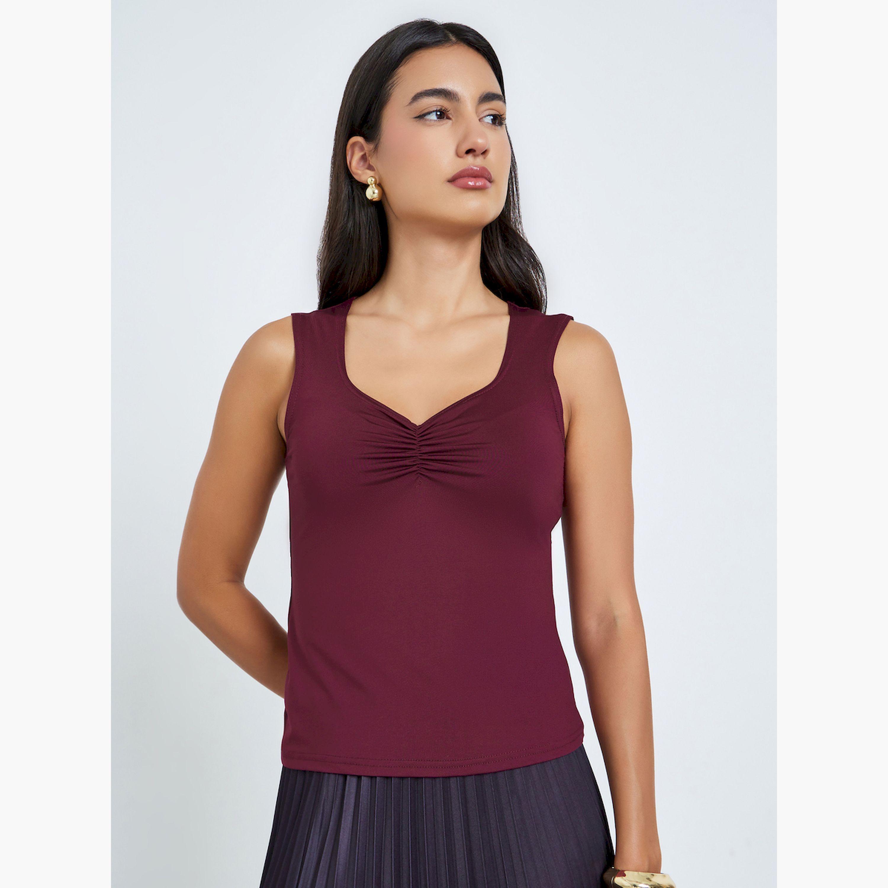 ستايلي - بلوزة كت بدون أكمام ياقة على شكل قلب لون برغندي-women-clothing-shirtsandblouses-blouses-image-1