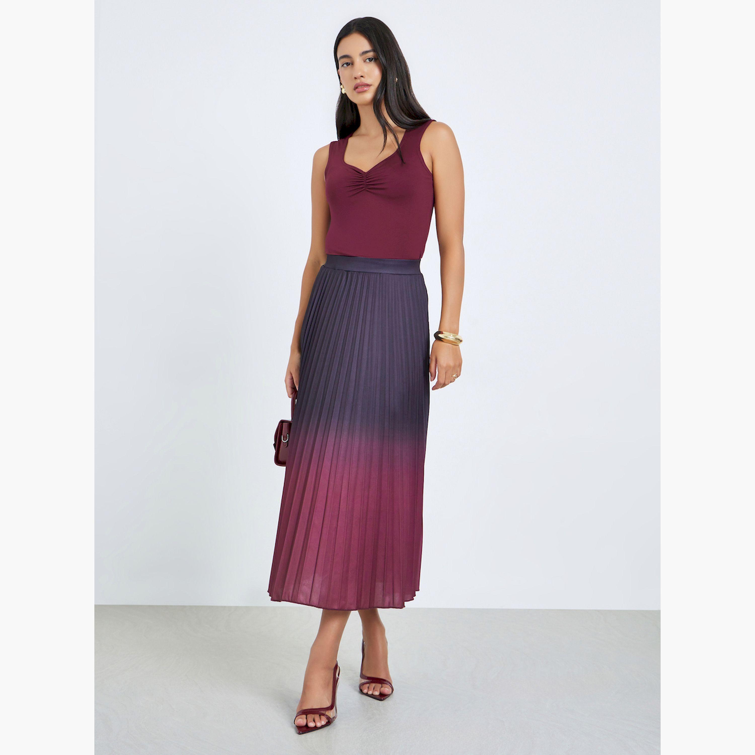 ستايلي - بلوزة كت بدون أكمام ياقة على شكل قلب لون برغندي-women-clothing-shirtsandblouses-blouses-image-2