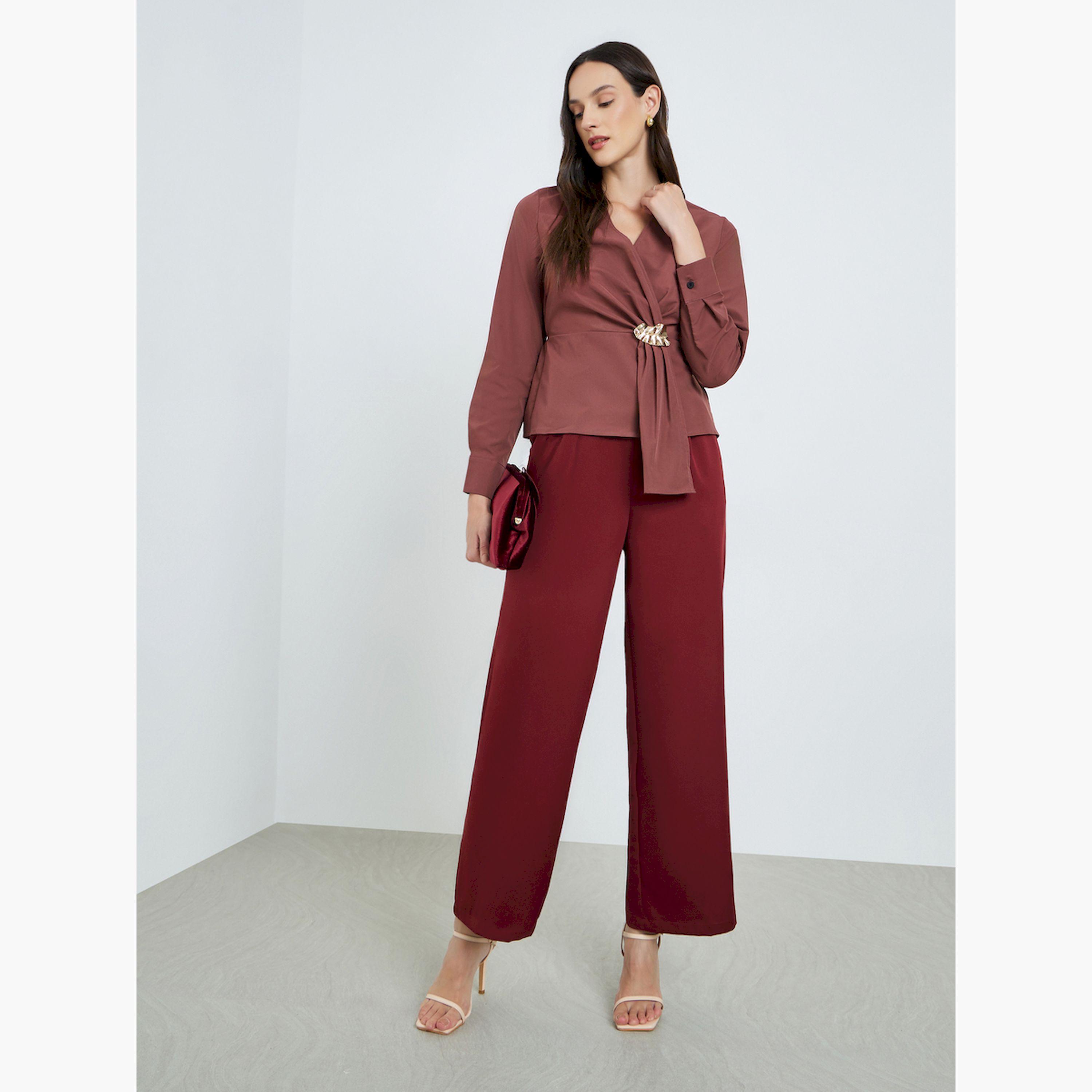 بلوزة بكسرات وتفاصيل إبزيم وأكمام طويلة-women-clothing-shirtsandblouses-blouses-image-2