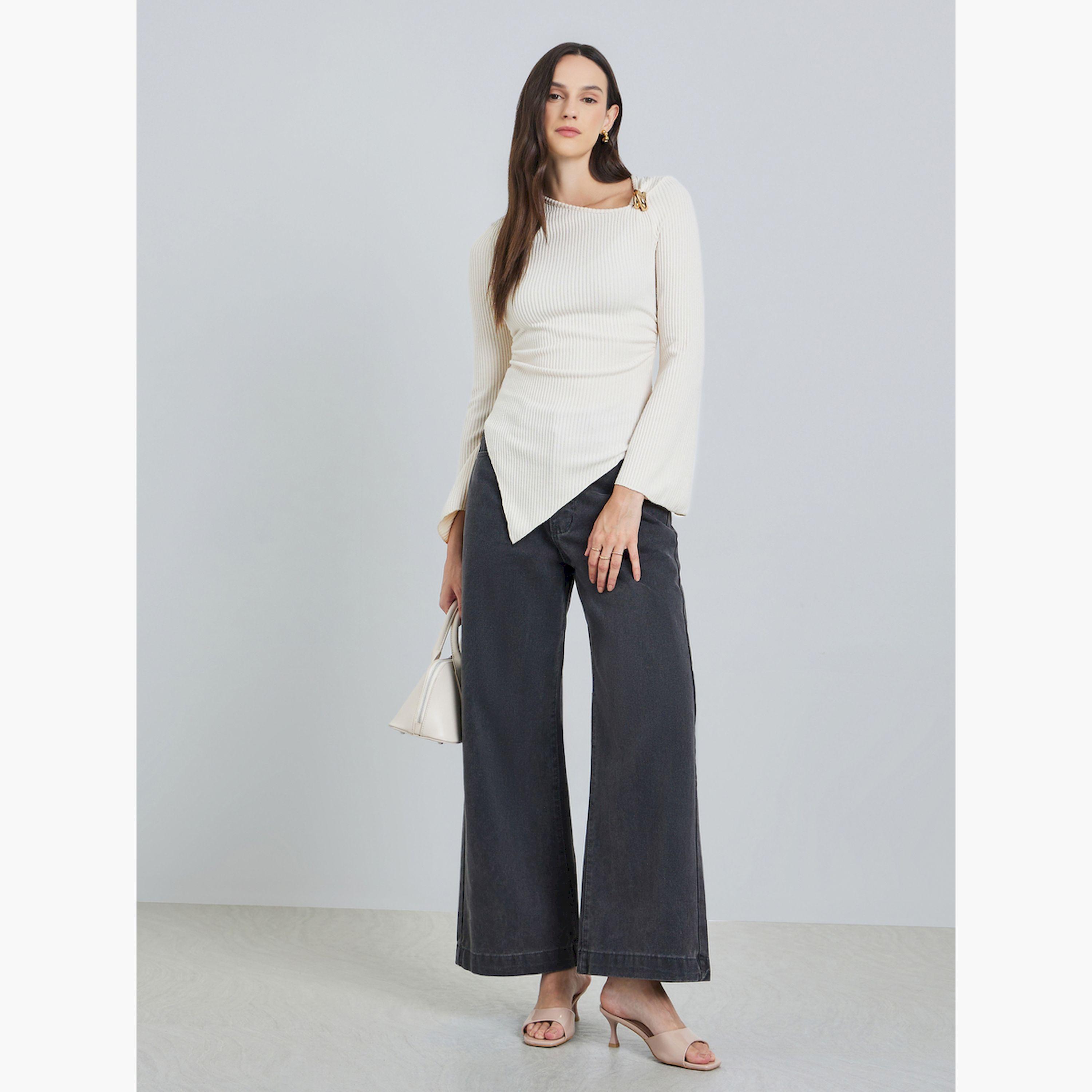 بلوزة مضلعة بياقة غير متماثلة-women-clothing-shirtsandblouses-blouses-image-2