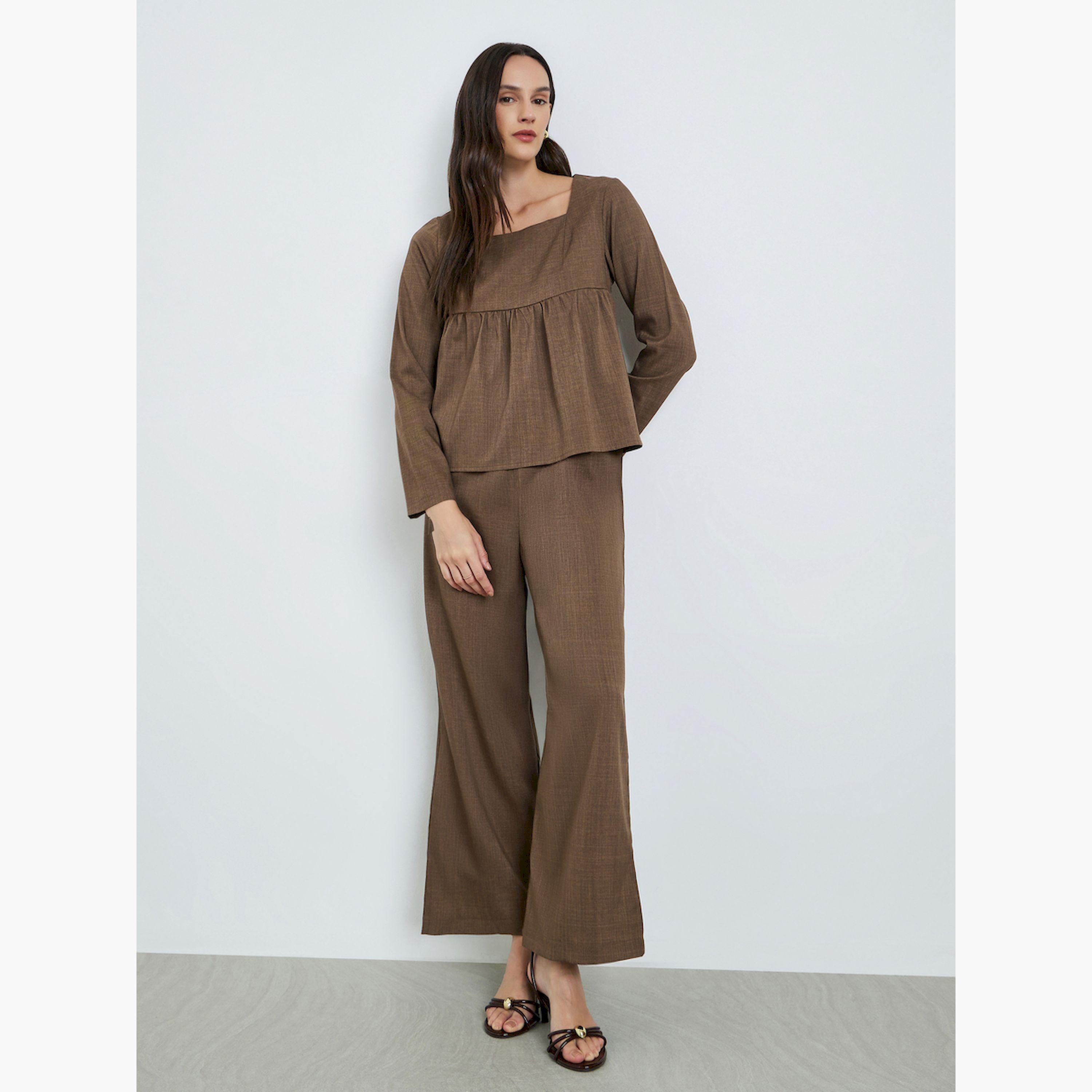 طقم بنطال وبلوزة كتان بياقة مربعة-women-clothing-coordsets-image-1