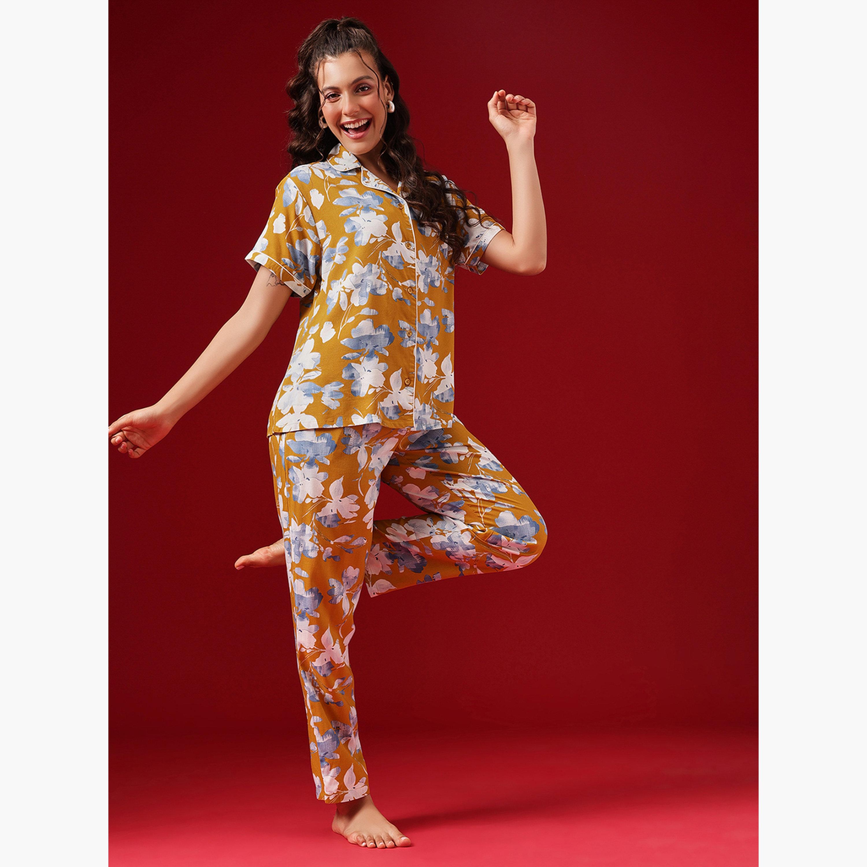 طقم قميص بأزرار وطبعة زهور وبنطال بيجاما-women-clothing-nightwear-pyjamas-longsets-image-4