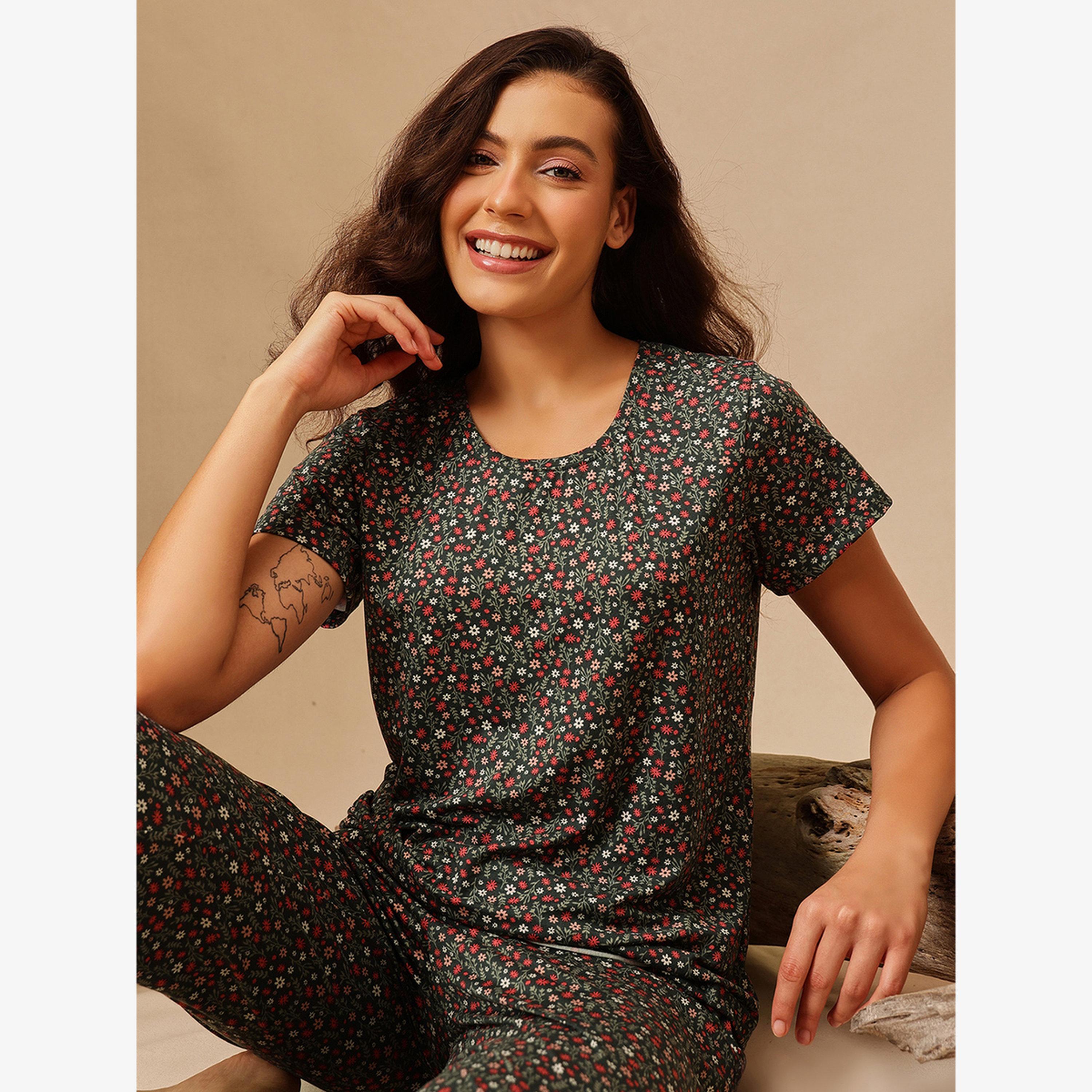 Clovia Floral Print T-Shirt and Pyjama Set-women-clothing-nightwear-pyjamas-longsets-image-2
