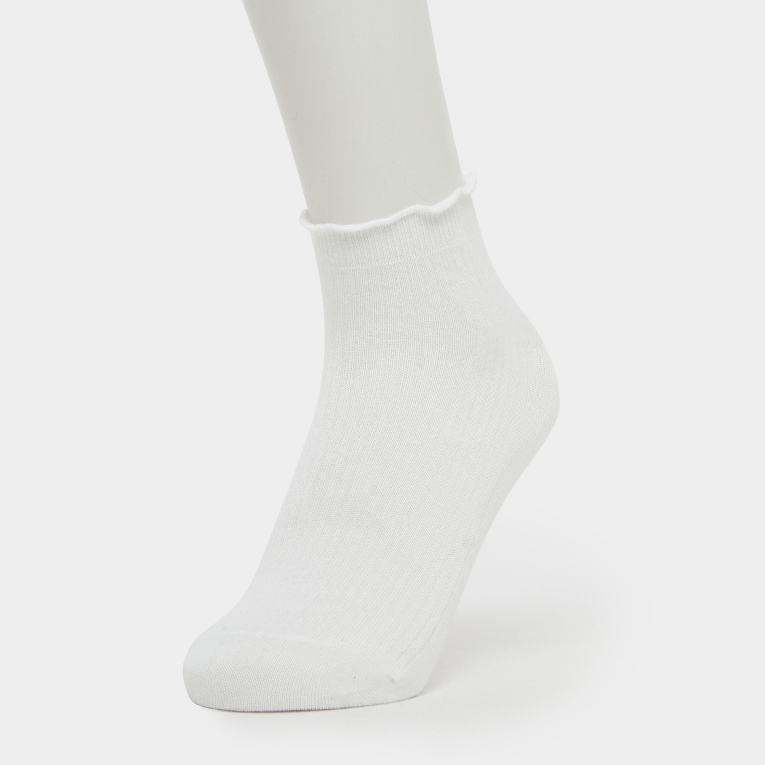 طقم 4 أزواج جوارب كاحل بتفاصيل كشكشة-women-socksandstockings-image-2