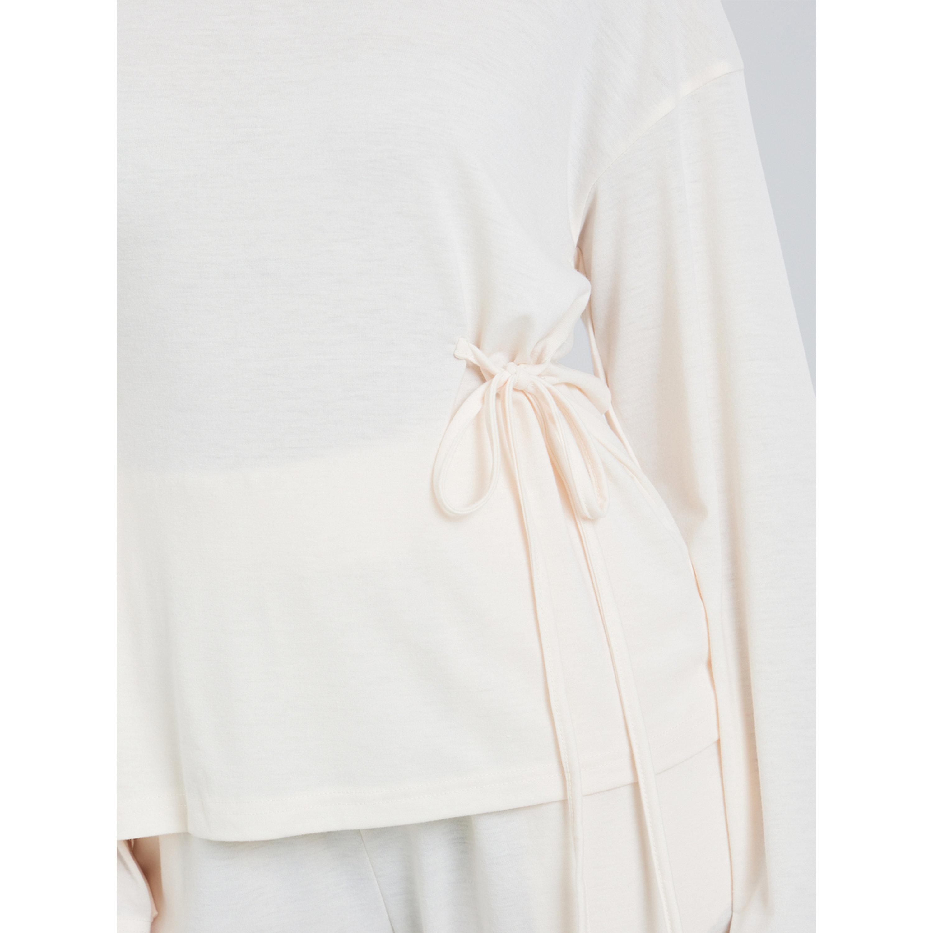 مجموعة نسائية بنمط توب برباط جانبي وبنطال واسع-women-clothing-coordsets-image-3