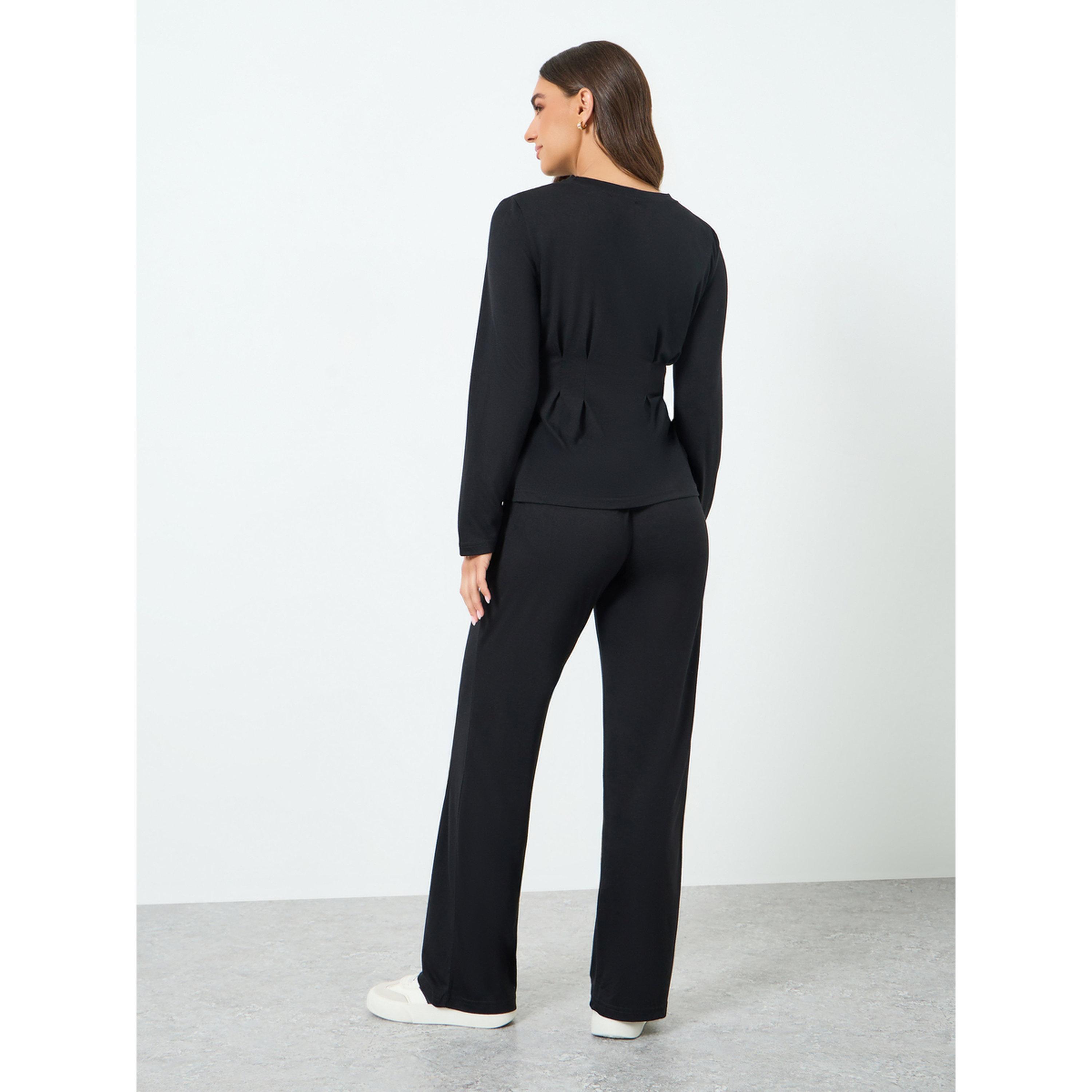 طقم منسق من بلوزة بكسرات عند الخصر وجوغر-women-clothing-coordsets-image-5