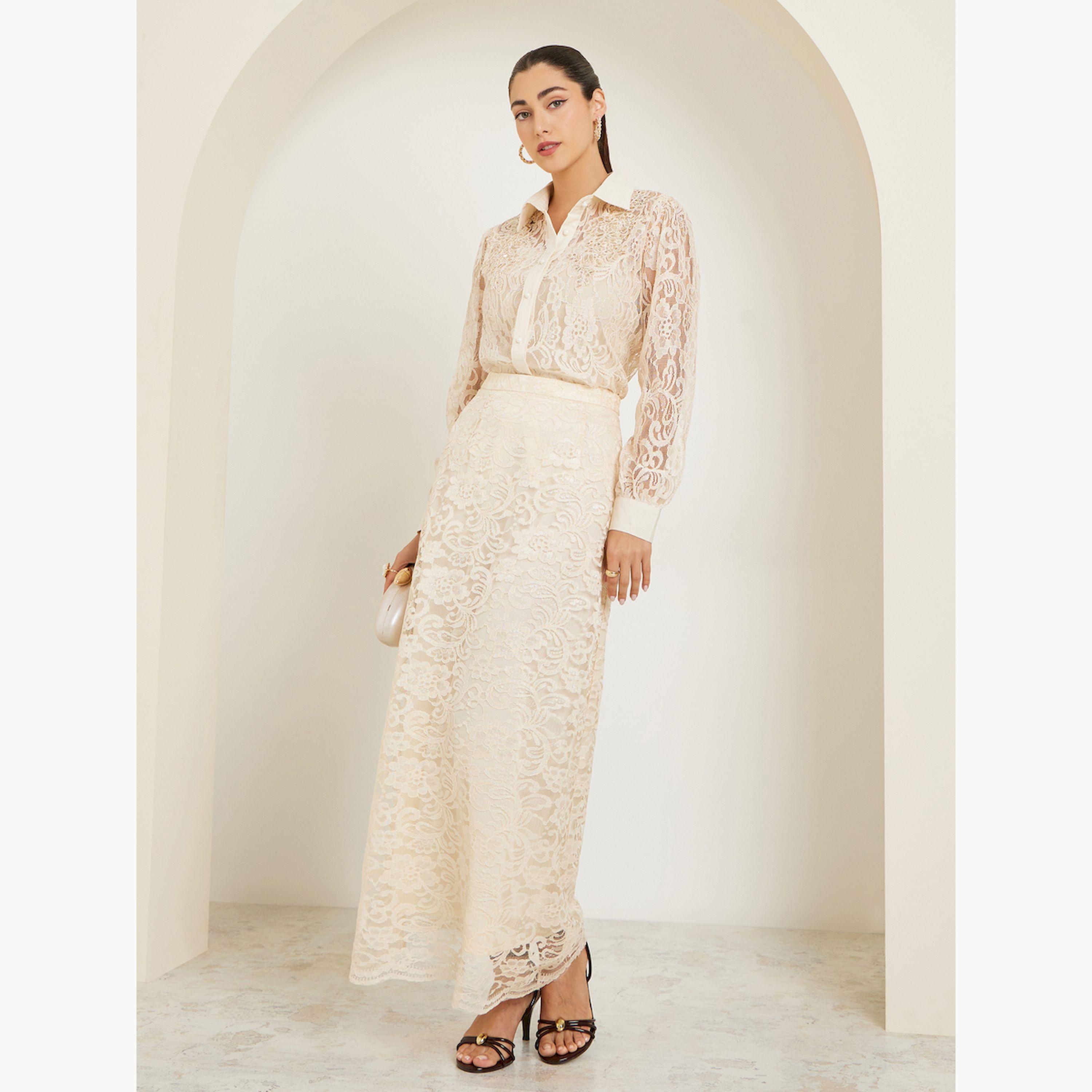 قميص بيج مزين بأزرار وتفاصيل دانتيل-women-clothing-shirtsandblouses-shirts-image-2